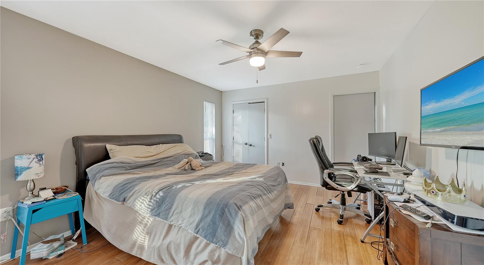 Listing photo id 26 for 5500 Merrimac Drive