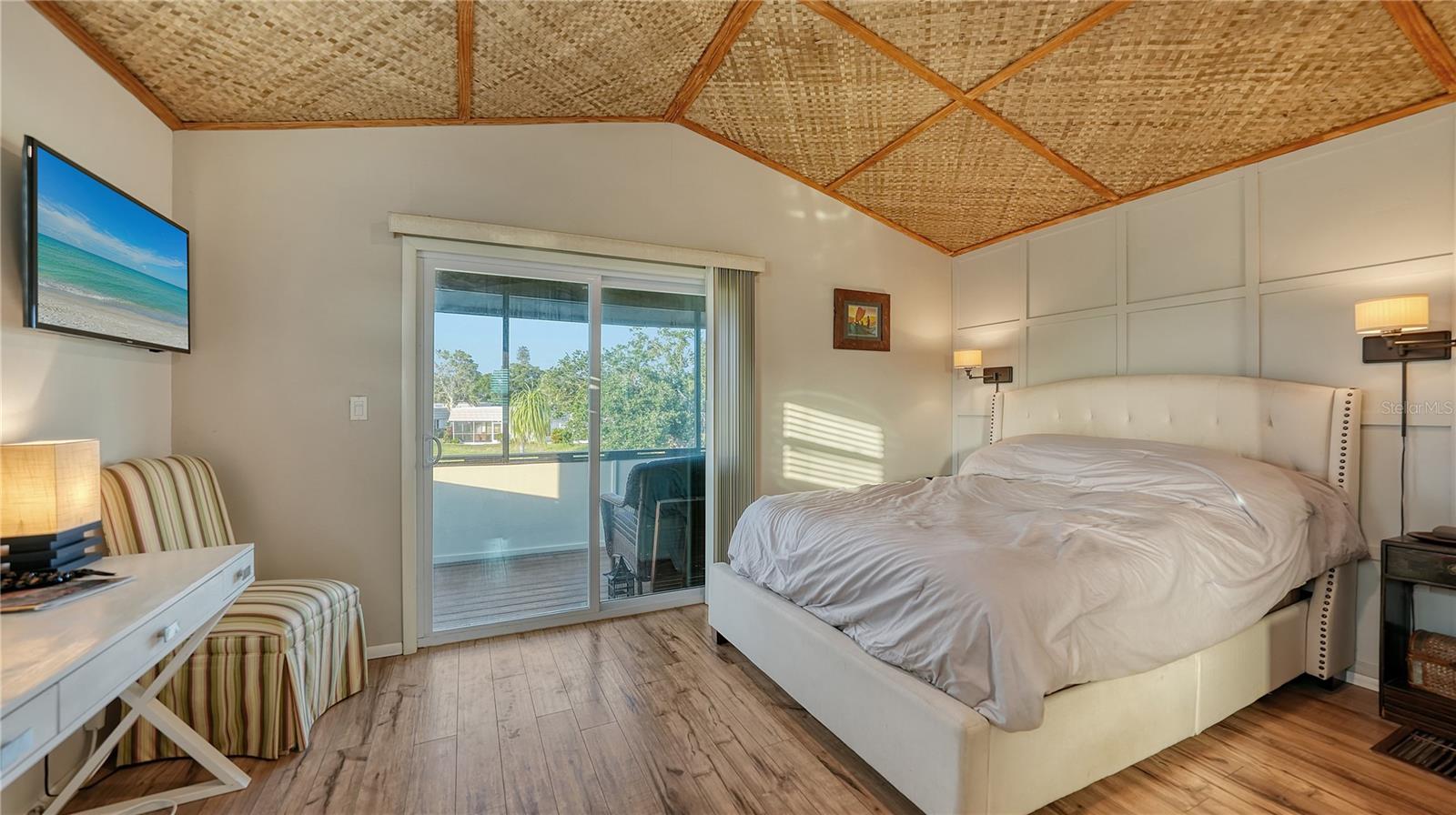 Listing photo id 29 for 5500 Merrimac Drive