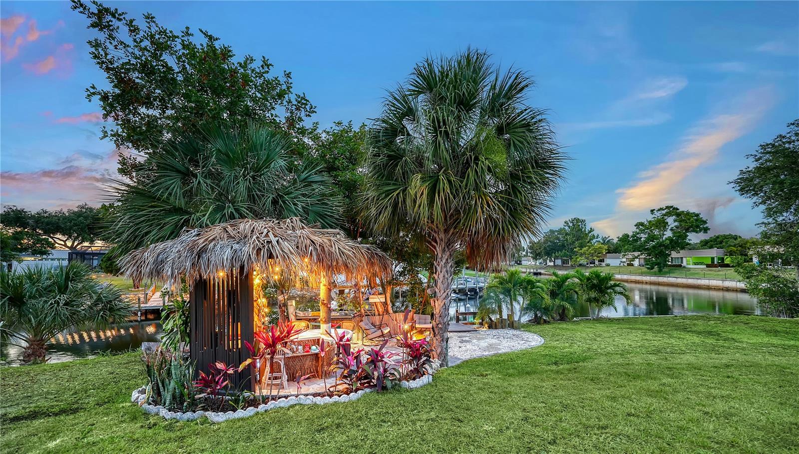 Listing photo id 56 for 5500 Merrimac Drive