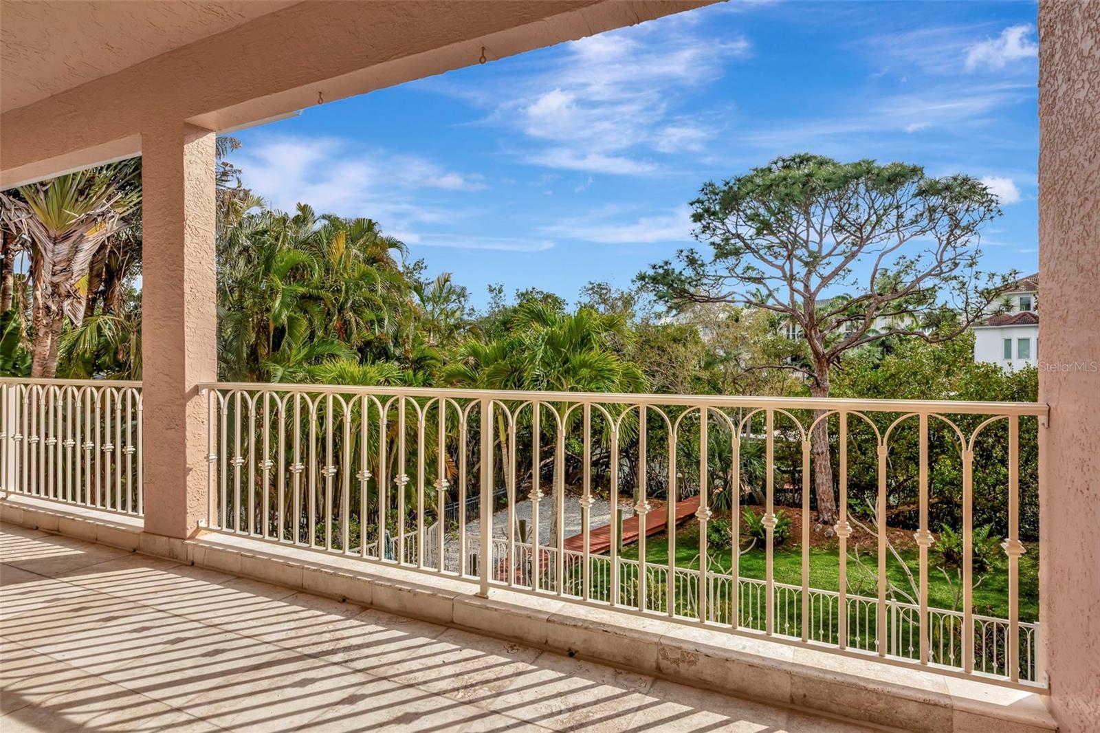 Image 46 of 90 For 1508 Bowlees Cove