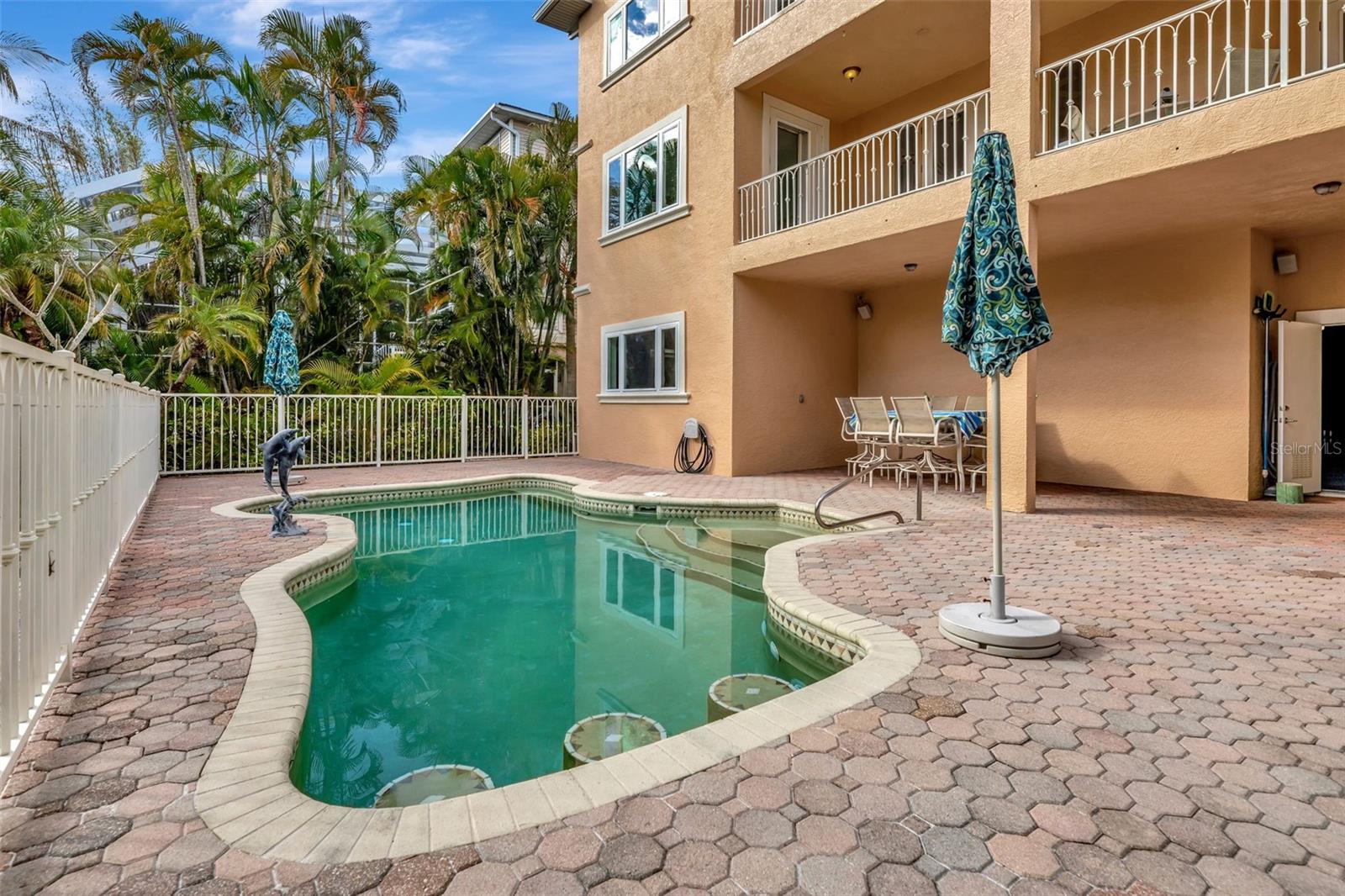 Image 54 of 90 For 1508 Bowlees Cove