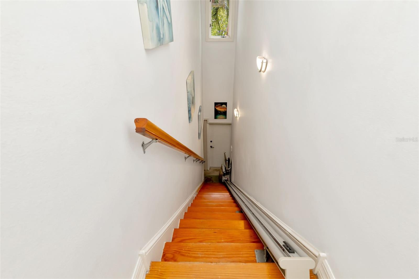 Image 61 of 90 For 1508 Bowlees Cove