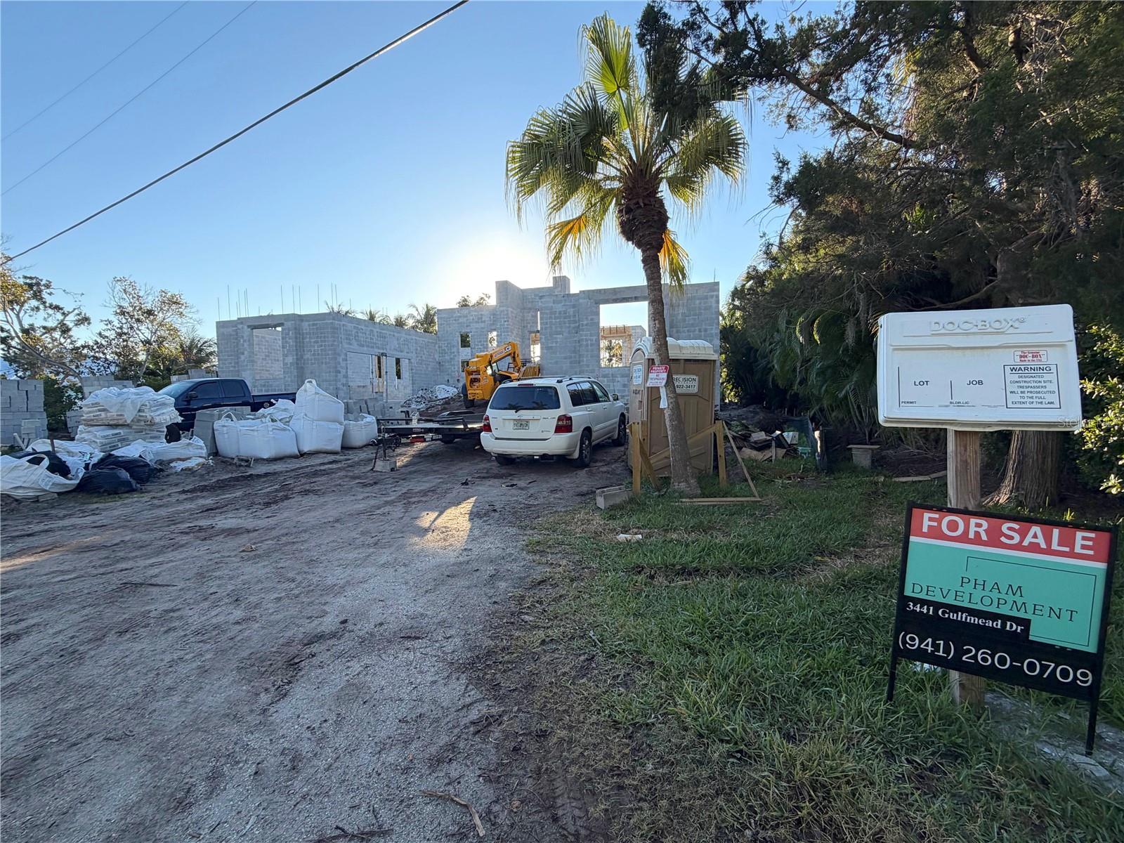 Image 21 of 38 For 3441 Gulfmead Drive