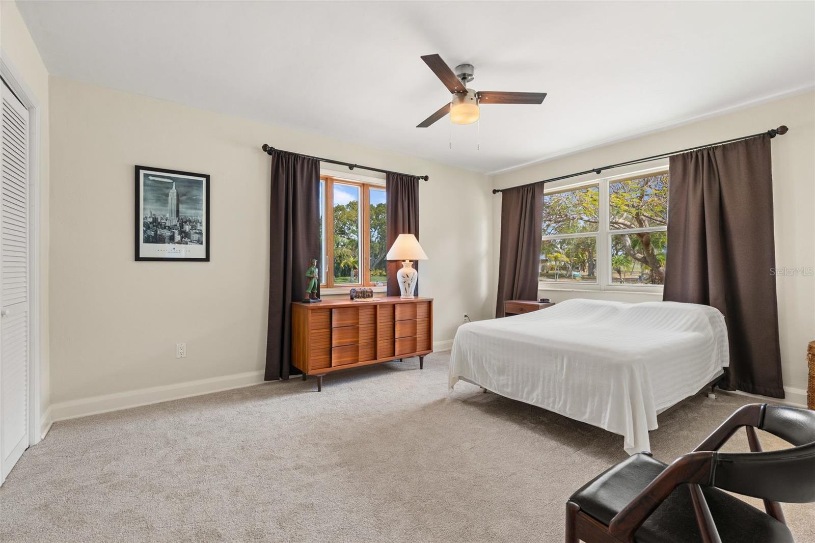 Image 19 of 38 For 7549 Westmoreland Drive