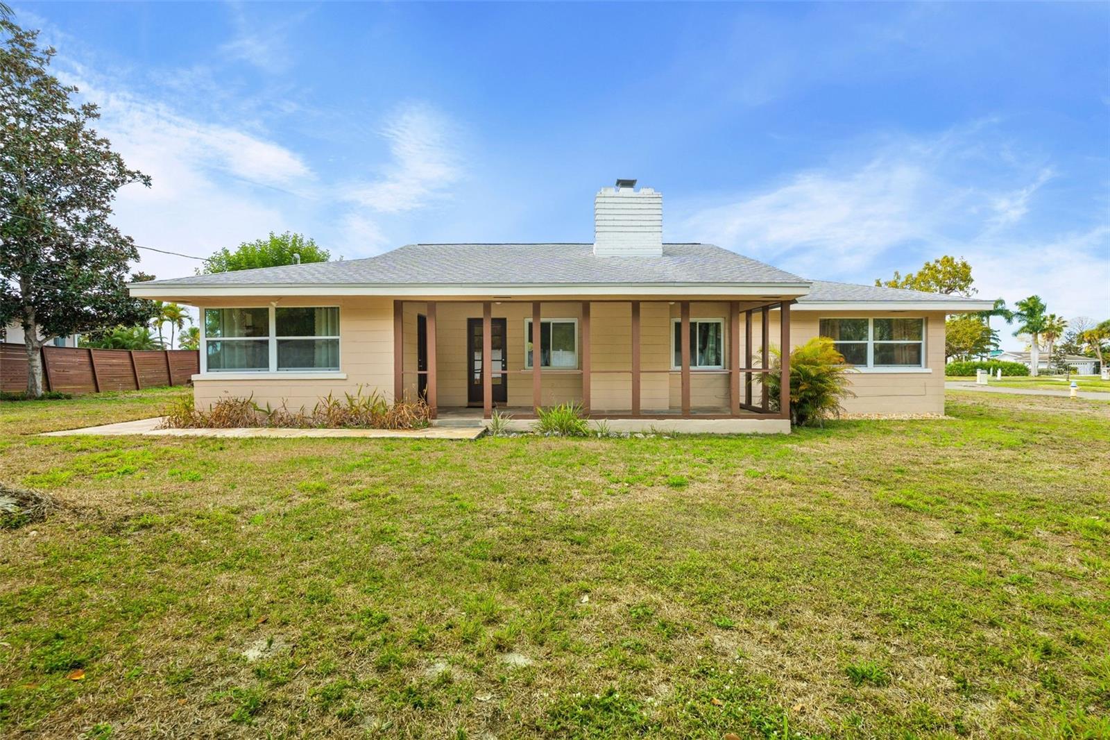 Image 31 of 38 For 7549 Westmoreland Drive