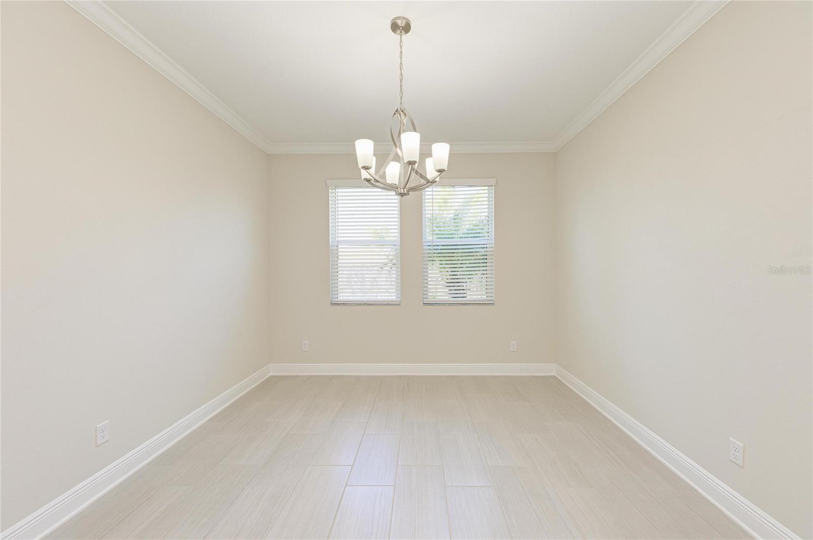 Image 20 of 57 For 1008 Fernleaf Run