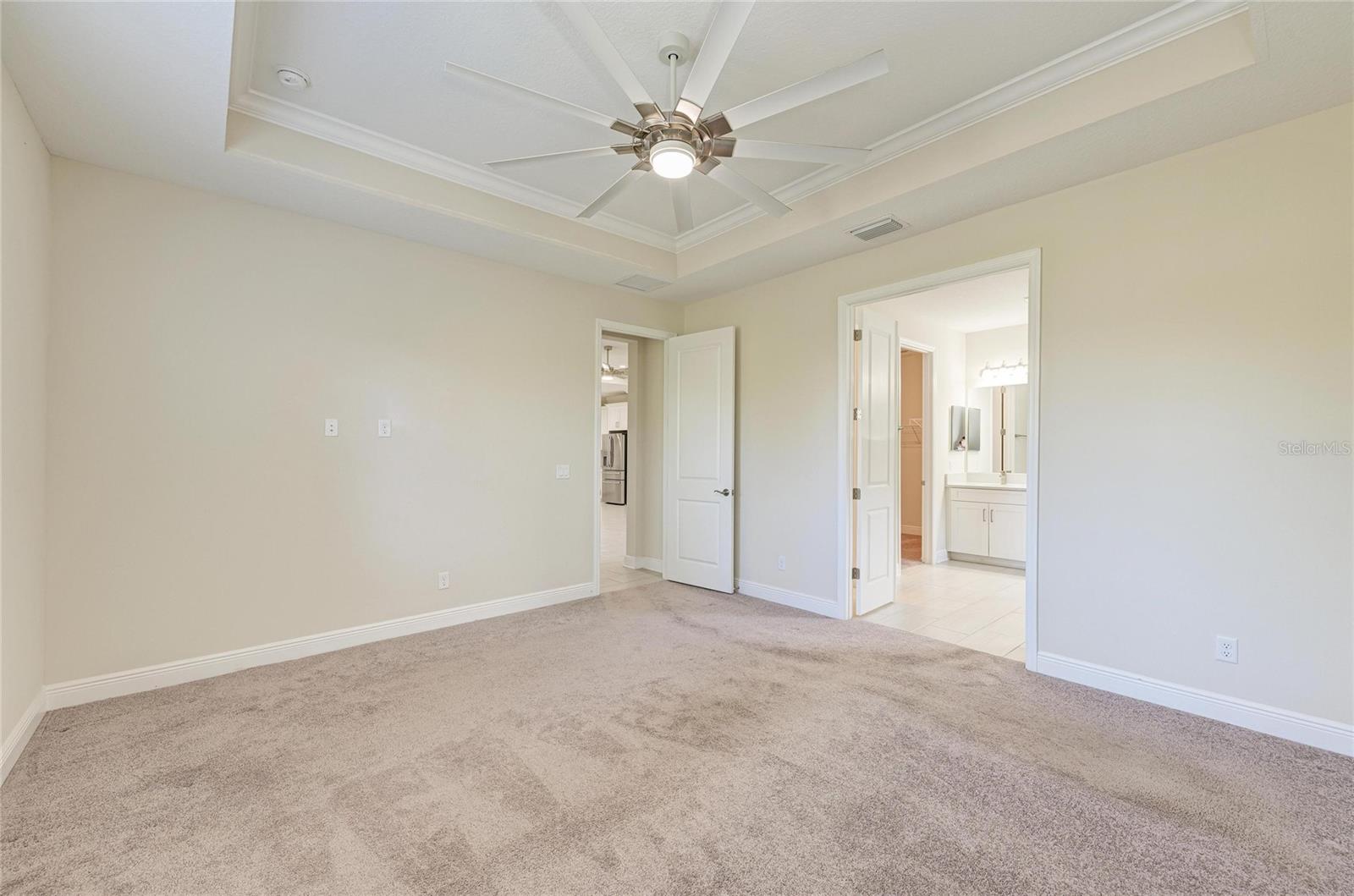 Image 25 of 57 For 1008 Fernleaf Run