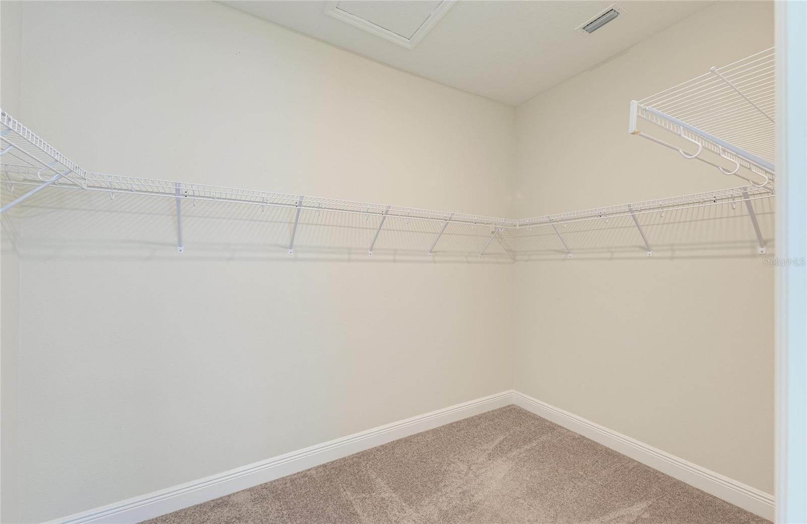 Image 29 of 57 For 1008 Fernleaf Run