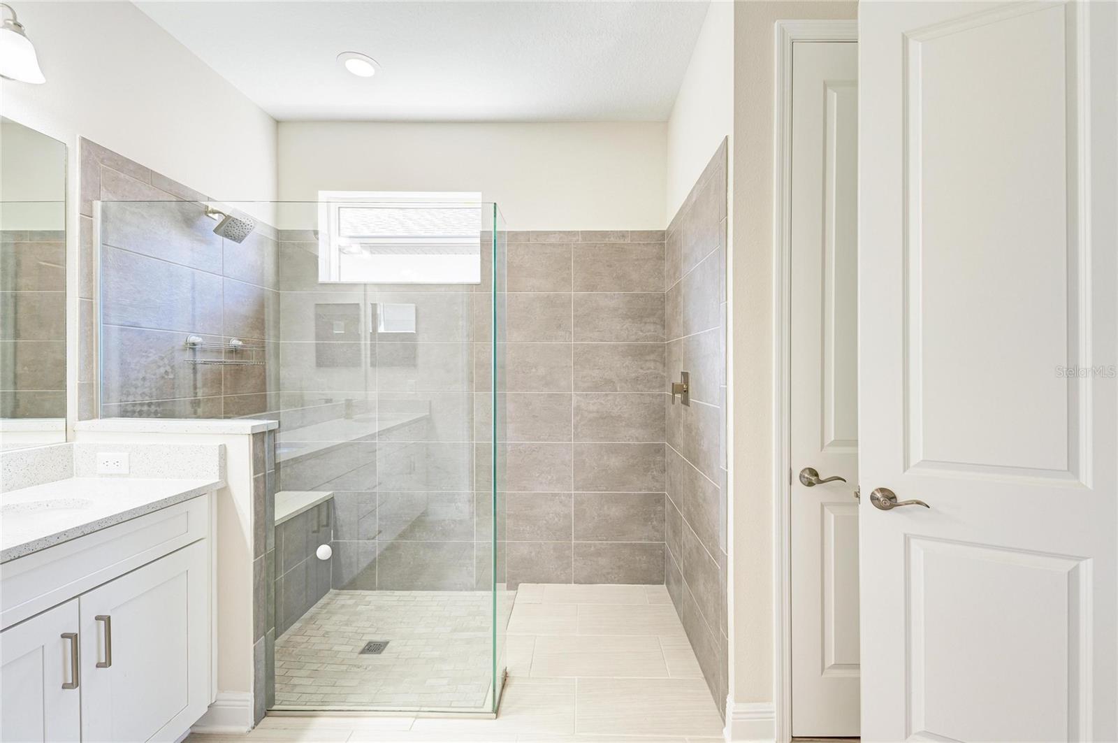 Image 30 of 57 For 1008 Fernleaf Run