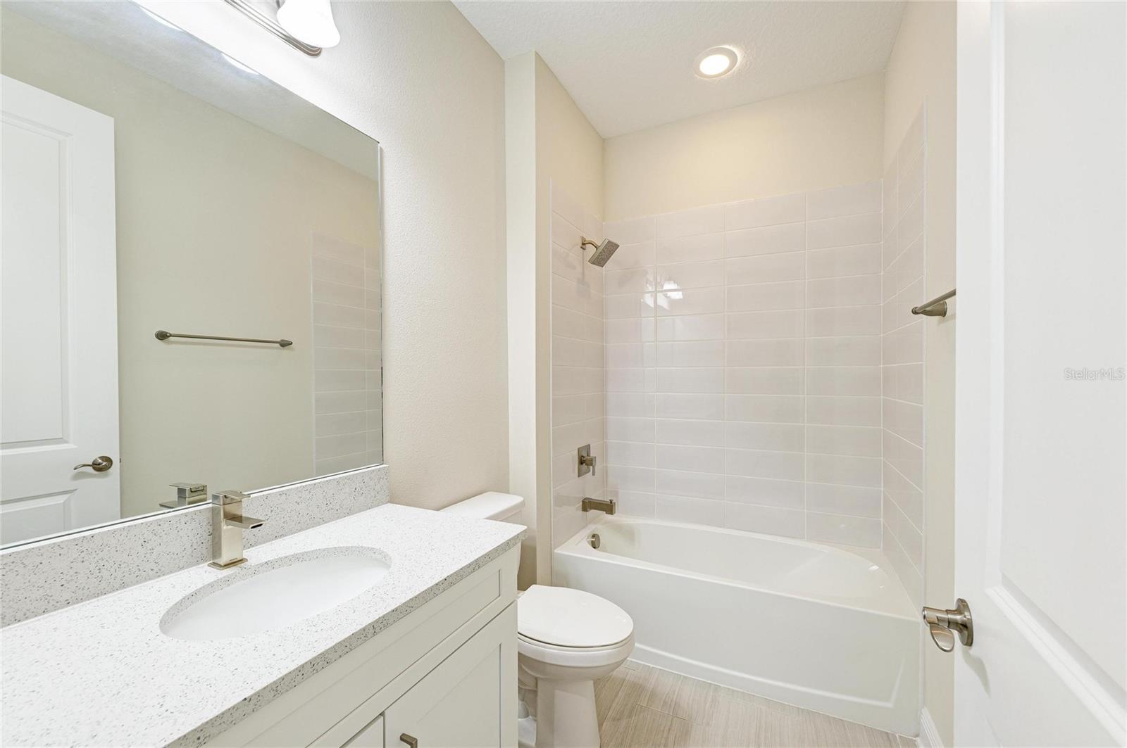 Image 31 of 57 For 1008 Fernleaf Run