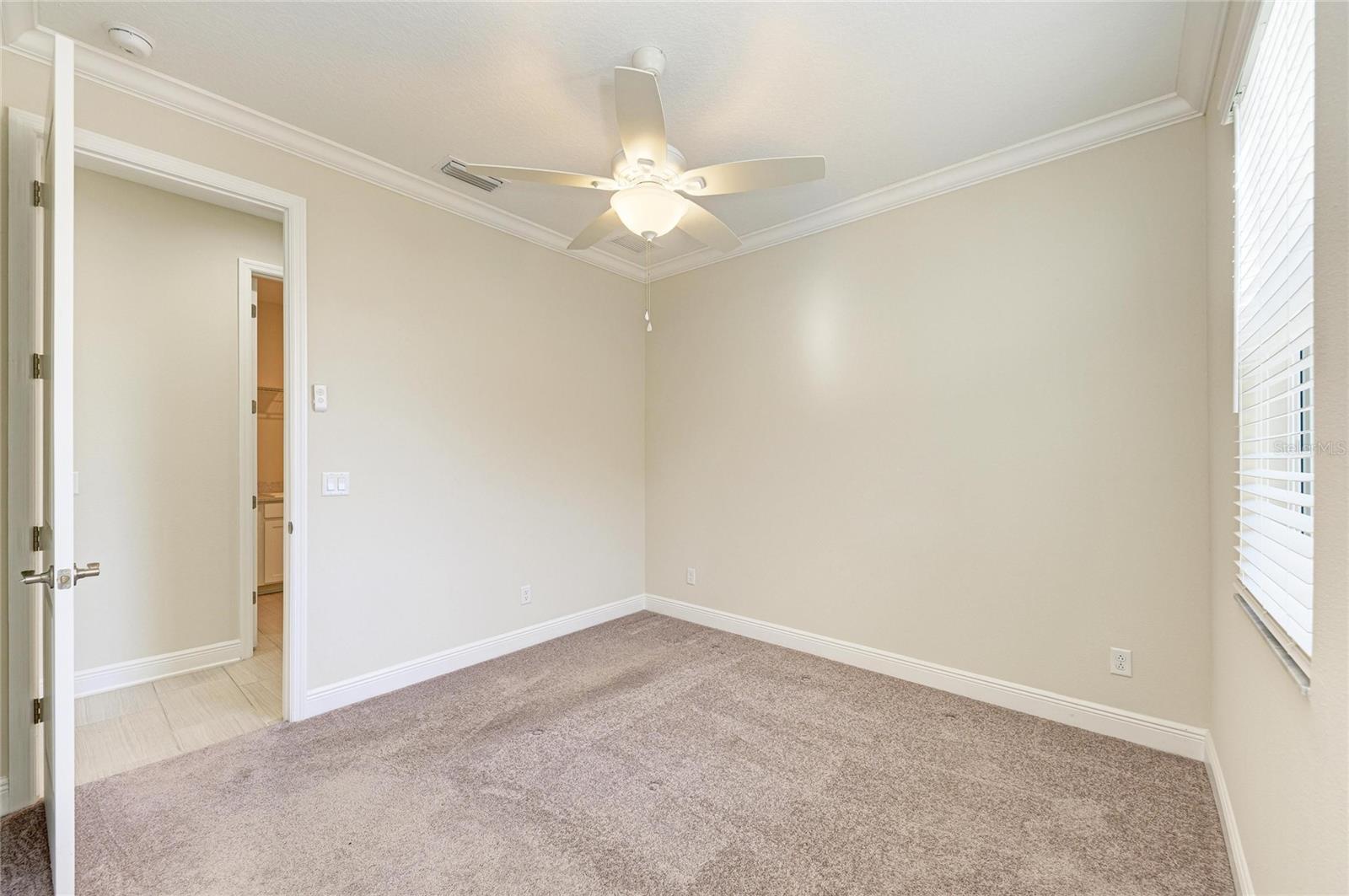 Image 45 of 57 For 1008 Fernleaf Run