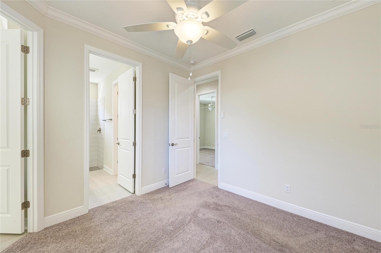 Image 47 of 57 For 1008 Fernleaf Run