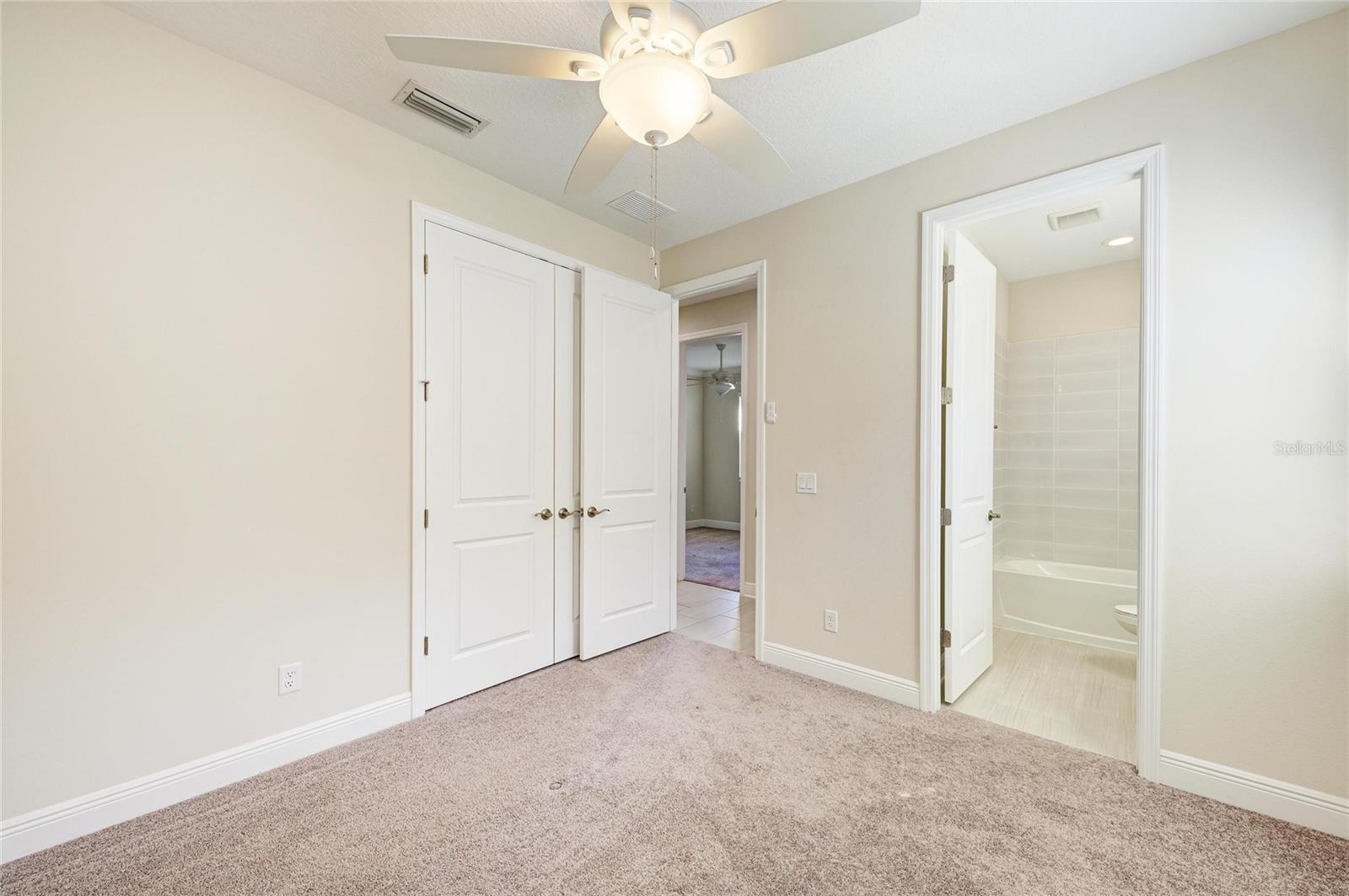 Image 52 of 57 For 1008 Fernleaf Run