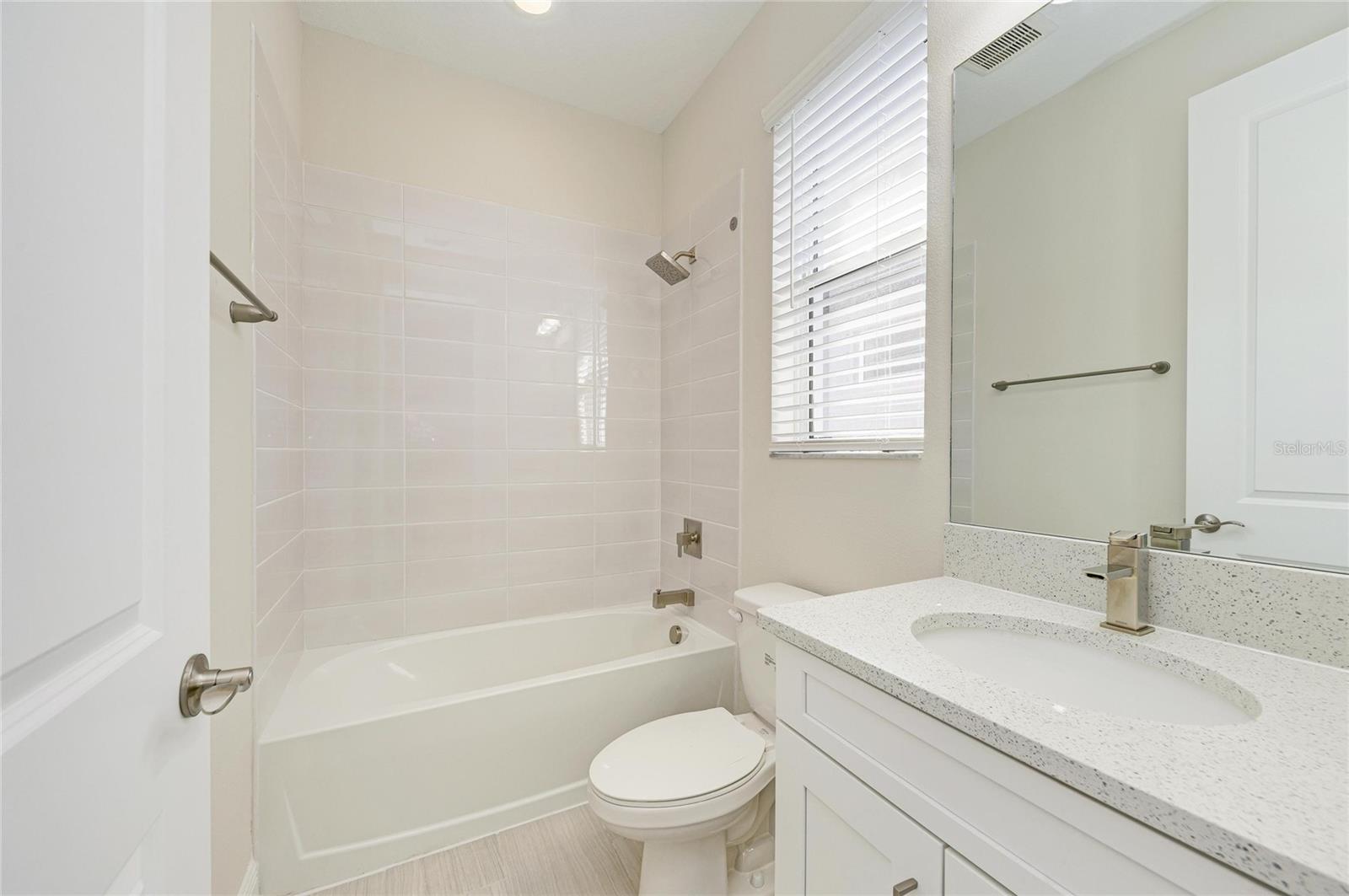 Image 53 of 57 For 1008 Fernleaf Run