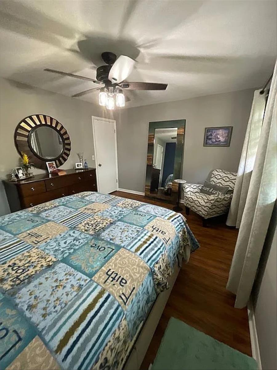 Image 11 of 28 For 3850 13th Avenue N 212