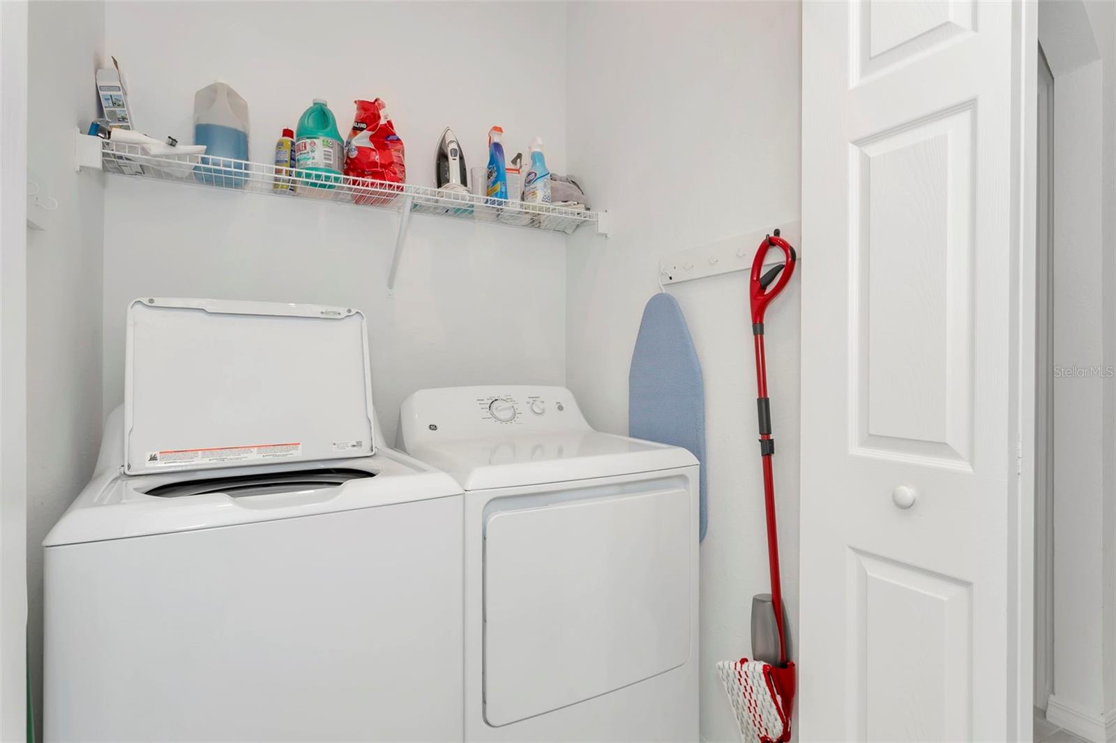 Image 16 of 48 For 18028 Gawthrop Drive 402