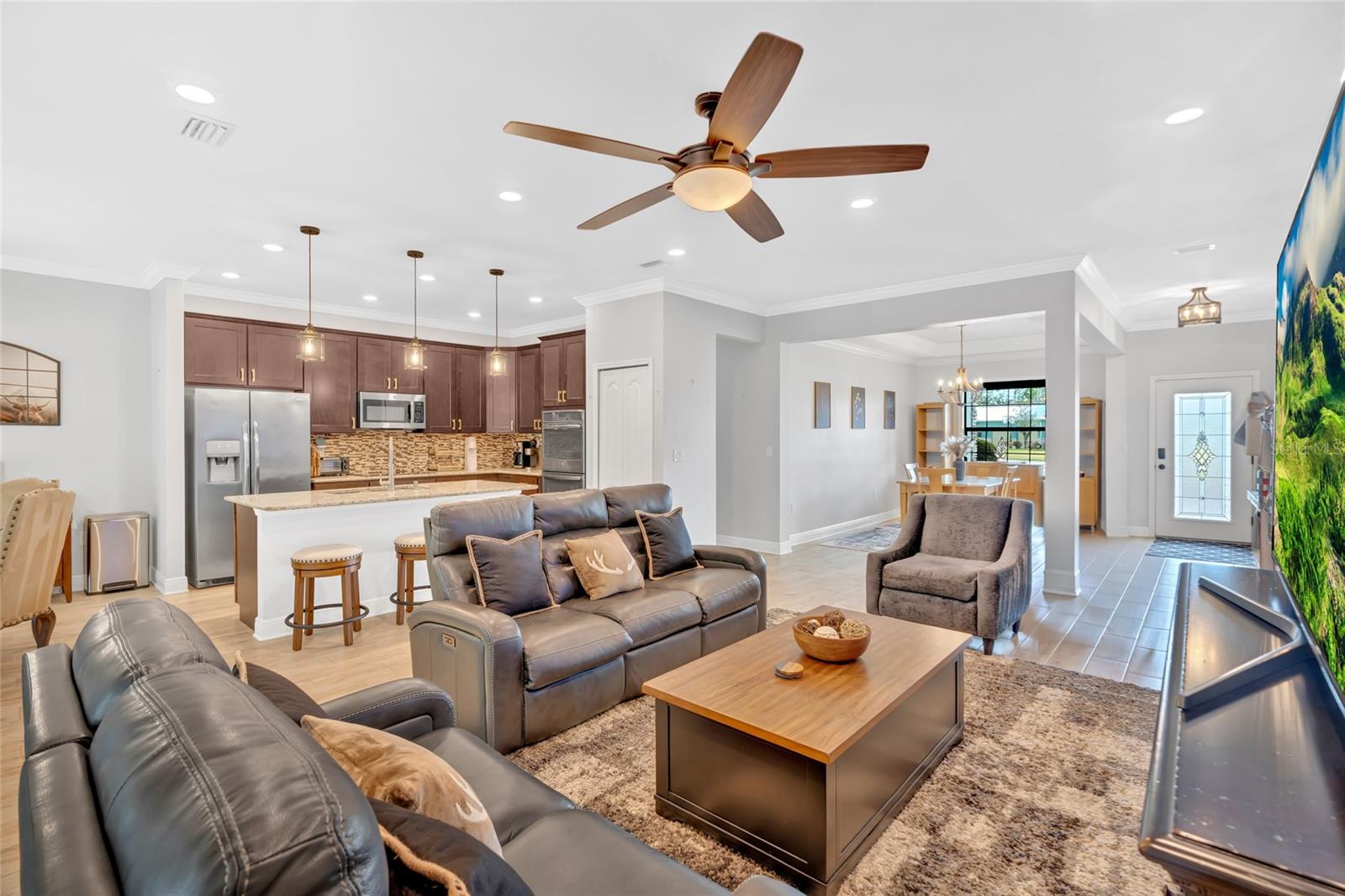 Image 11 of 82 For 2607 162nd Place E