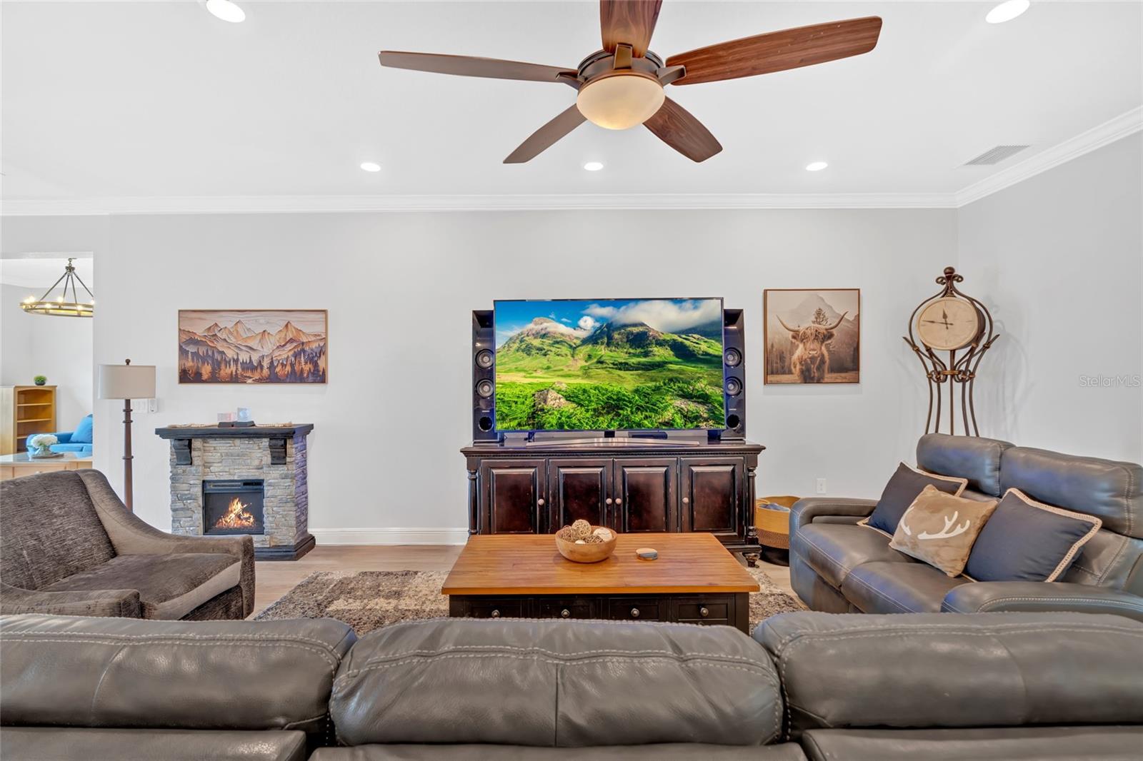 Image 20 of 82 For 2607 162nd Place E