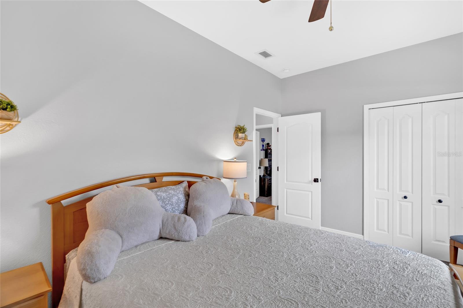 Image 35 of 82 For 2607 162nd Place E