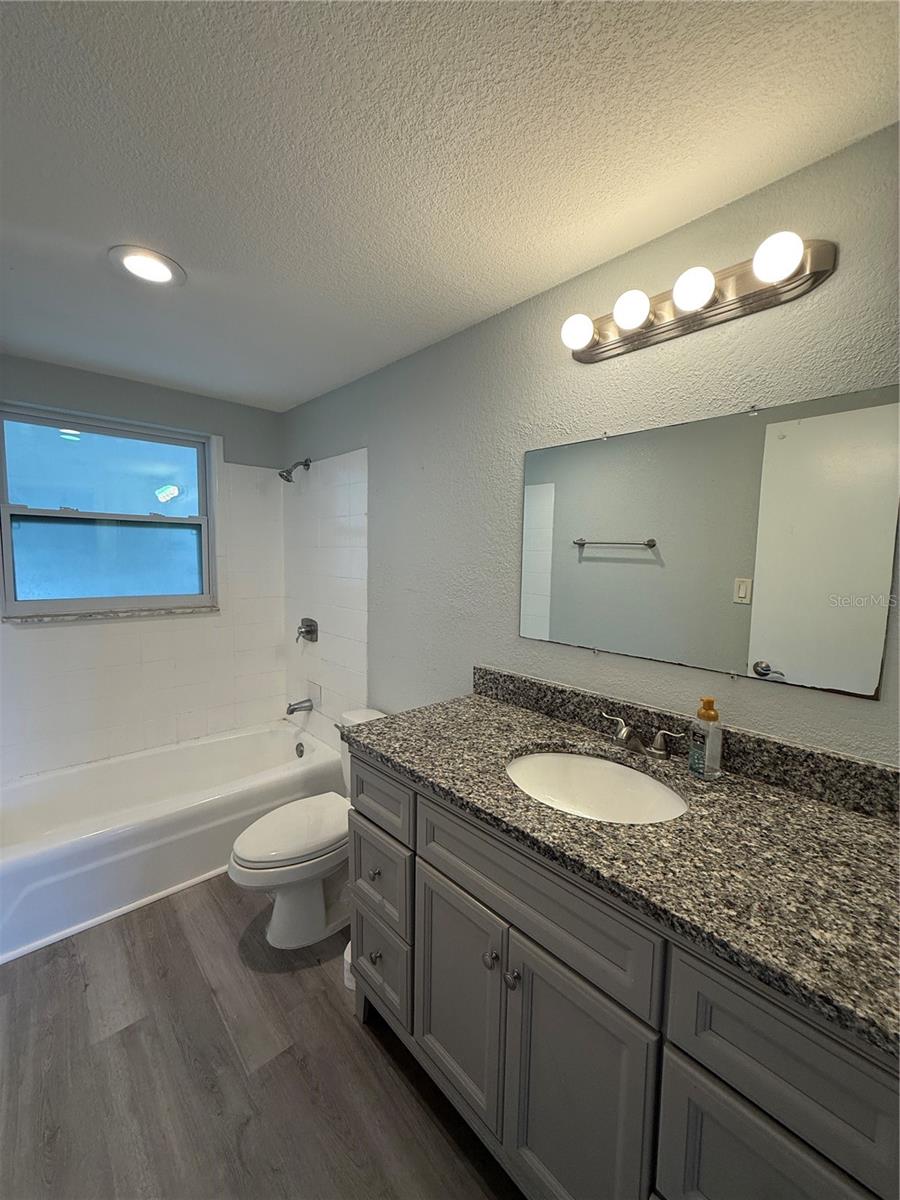 Image 9 of 13 For 350 Elmstreet Court A