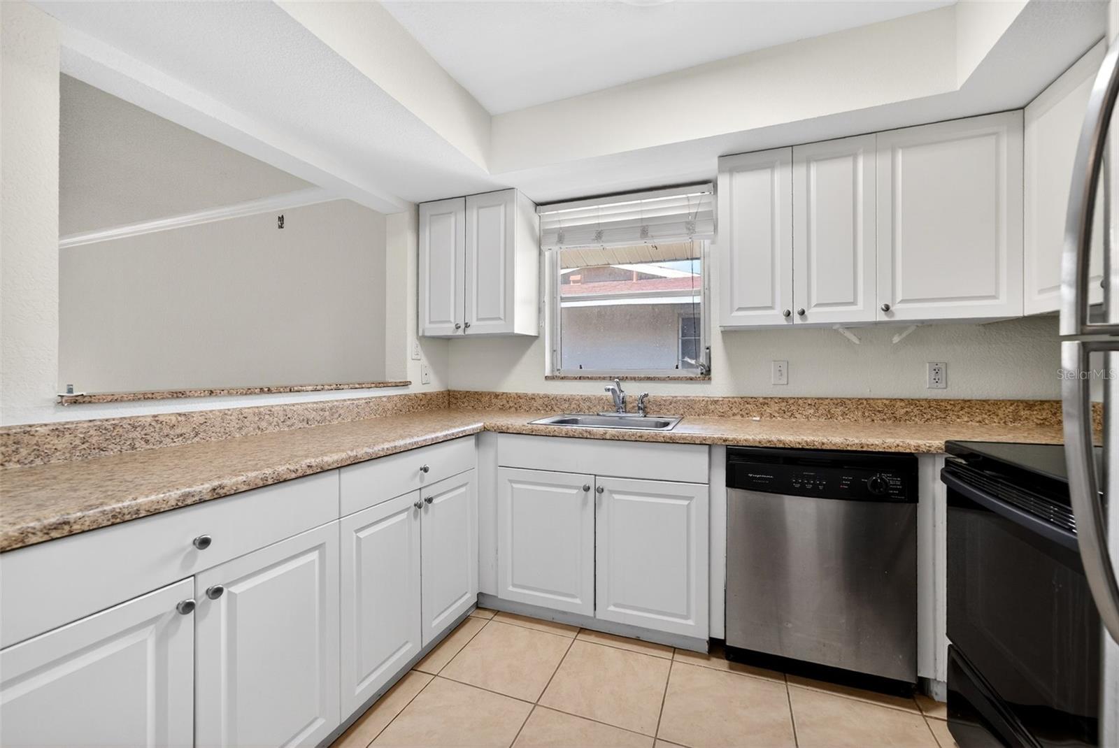 Image 19 of 51 For 930 La Costa Circle 2