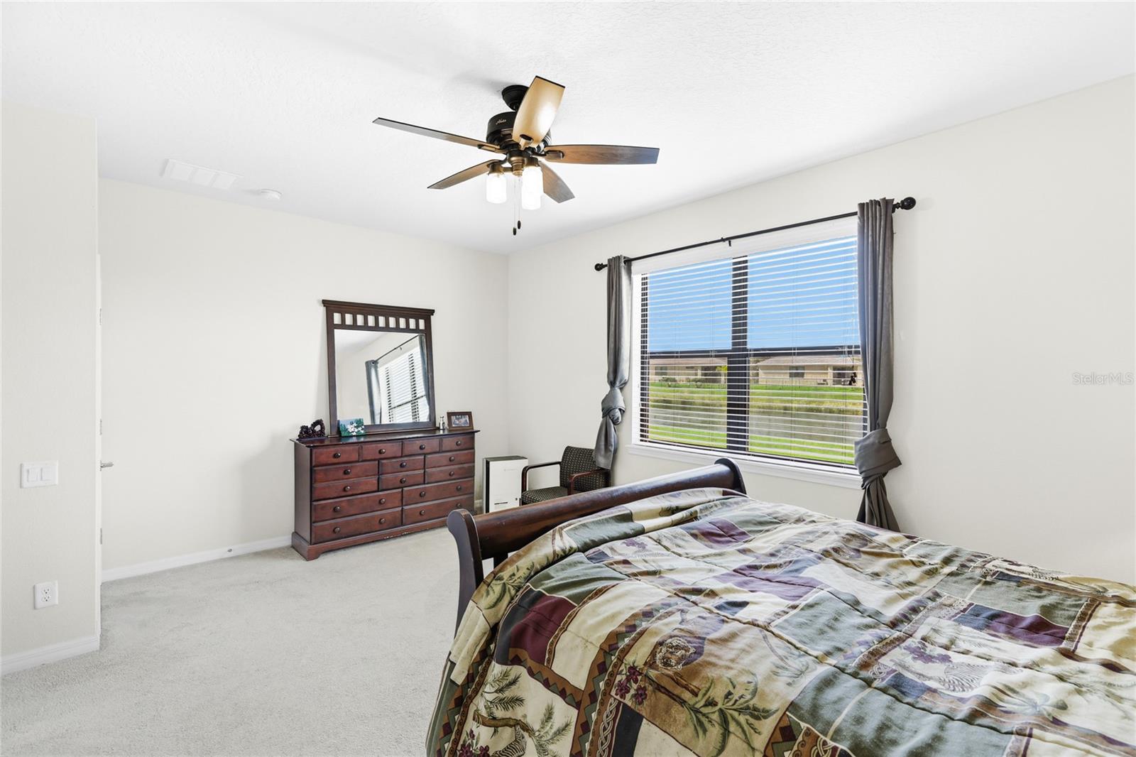 Image 12 of 52 For 5539 107th Terrace E