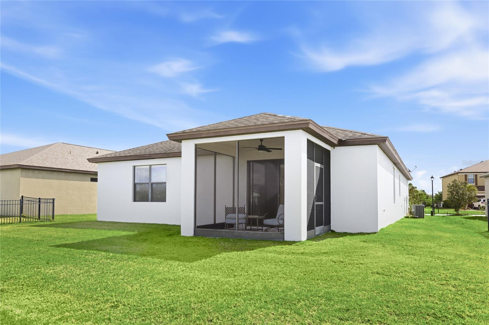 Image 25 of 52 For 5539 107th Terrace E