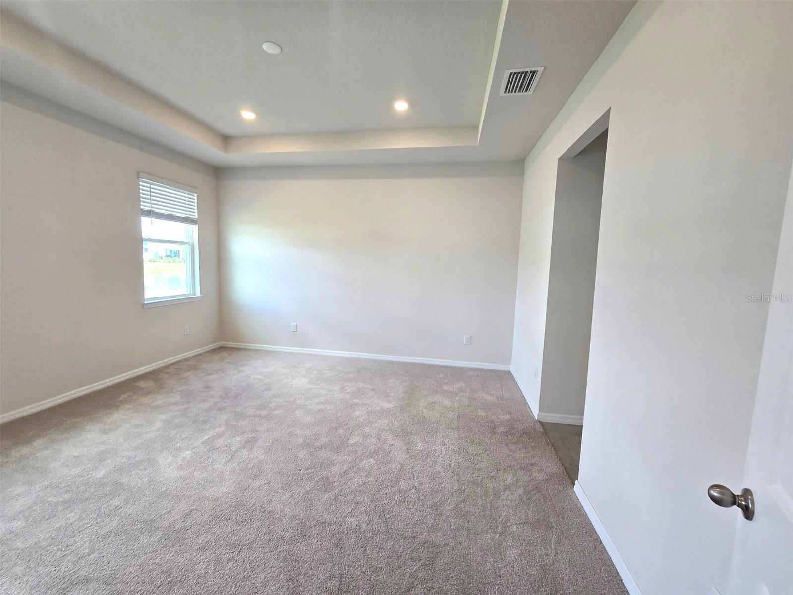 Image 15 of 25 For 611 160th Street E