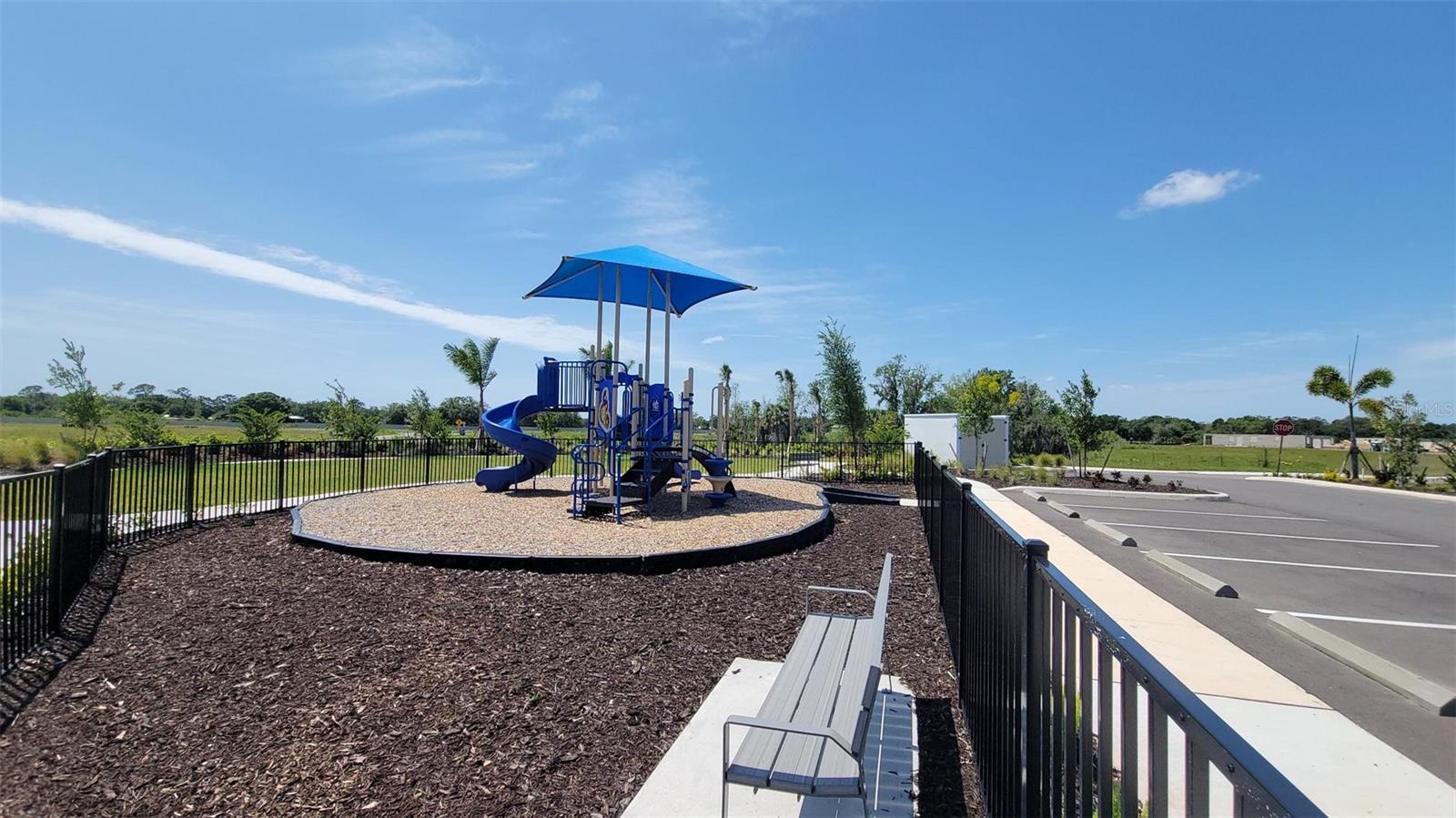 Image 24 of 25 For 611 160th Street E