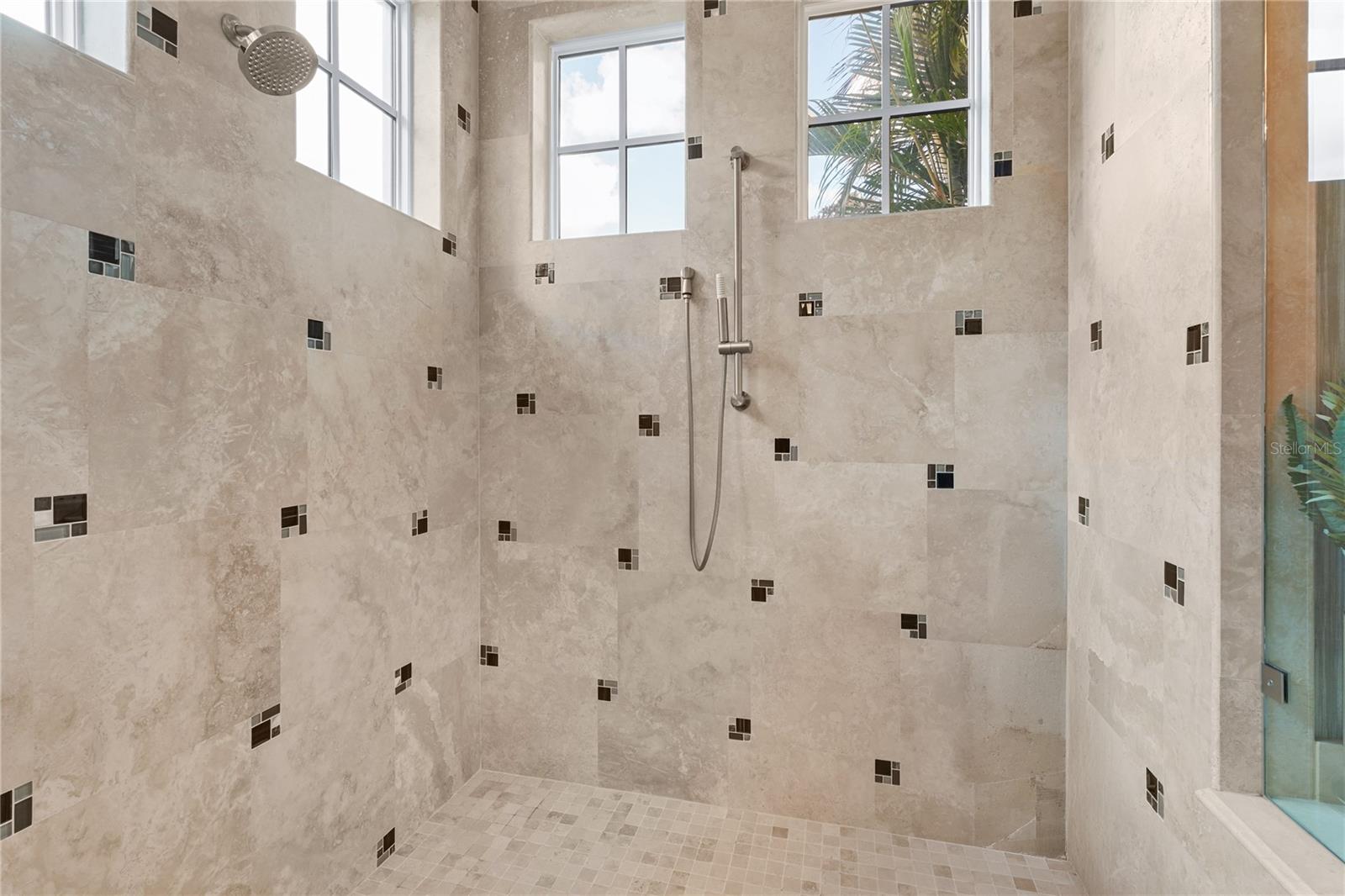 Image 20 of 90 For 19438 Beacon Park Place