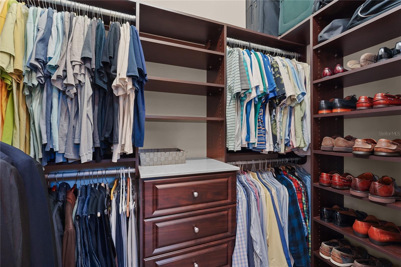 Image 32 of 90 For 19438 Beacon Park Place