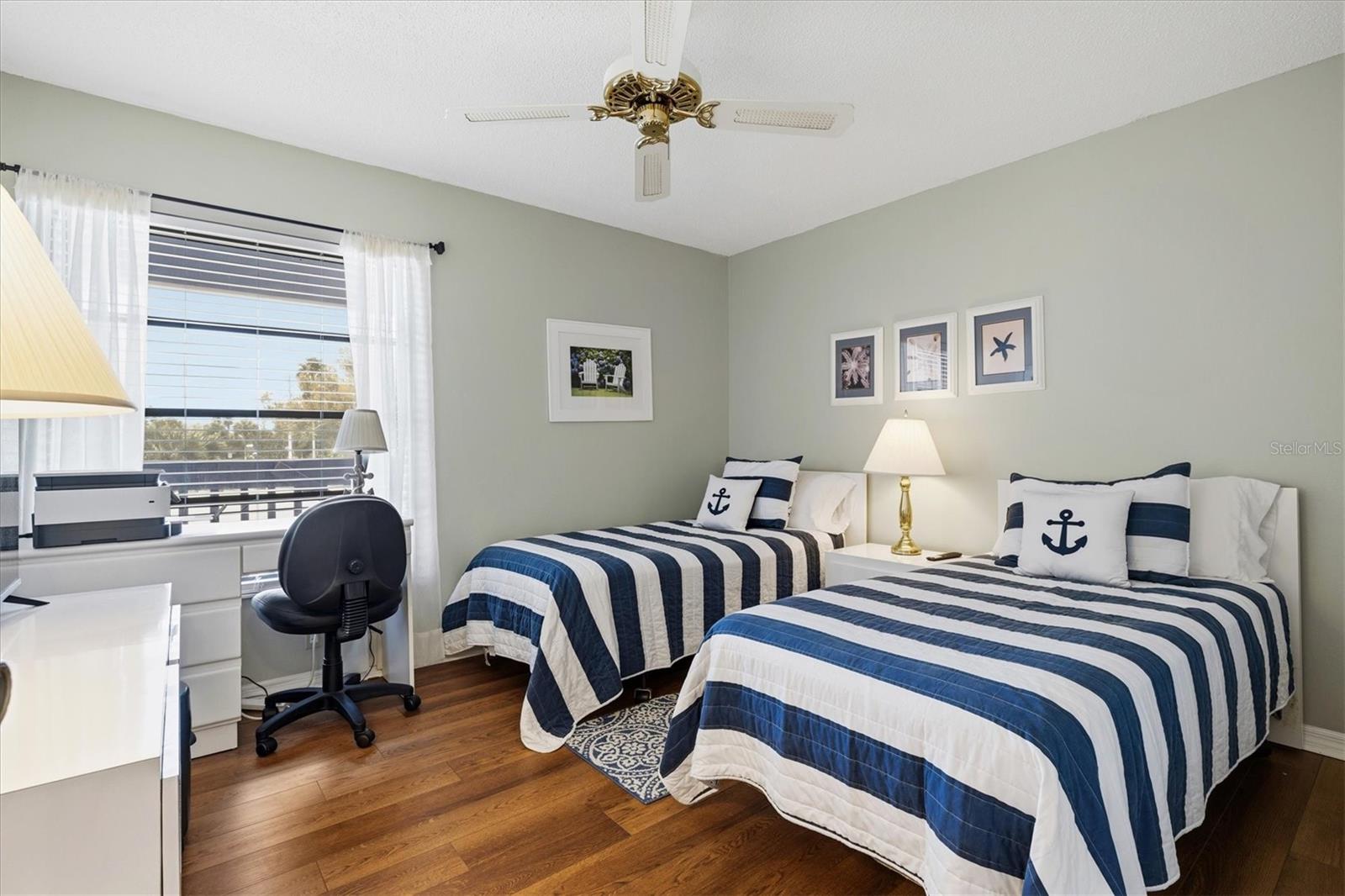 Image 20 of 90 For 918 Capri Isles Boulevard 205