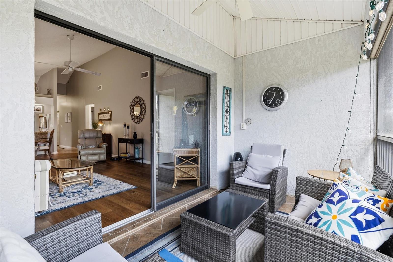 Image 24 of 90 For 918 Capri Isles Boulevard 205