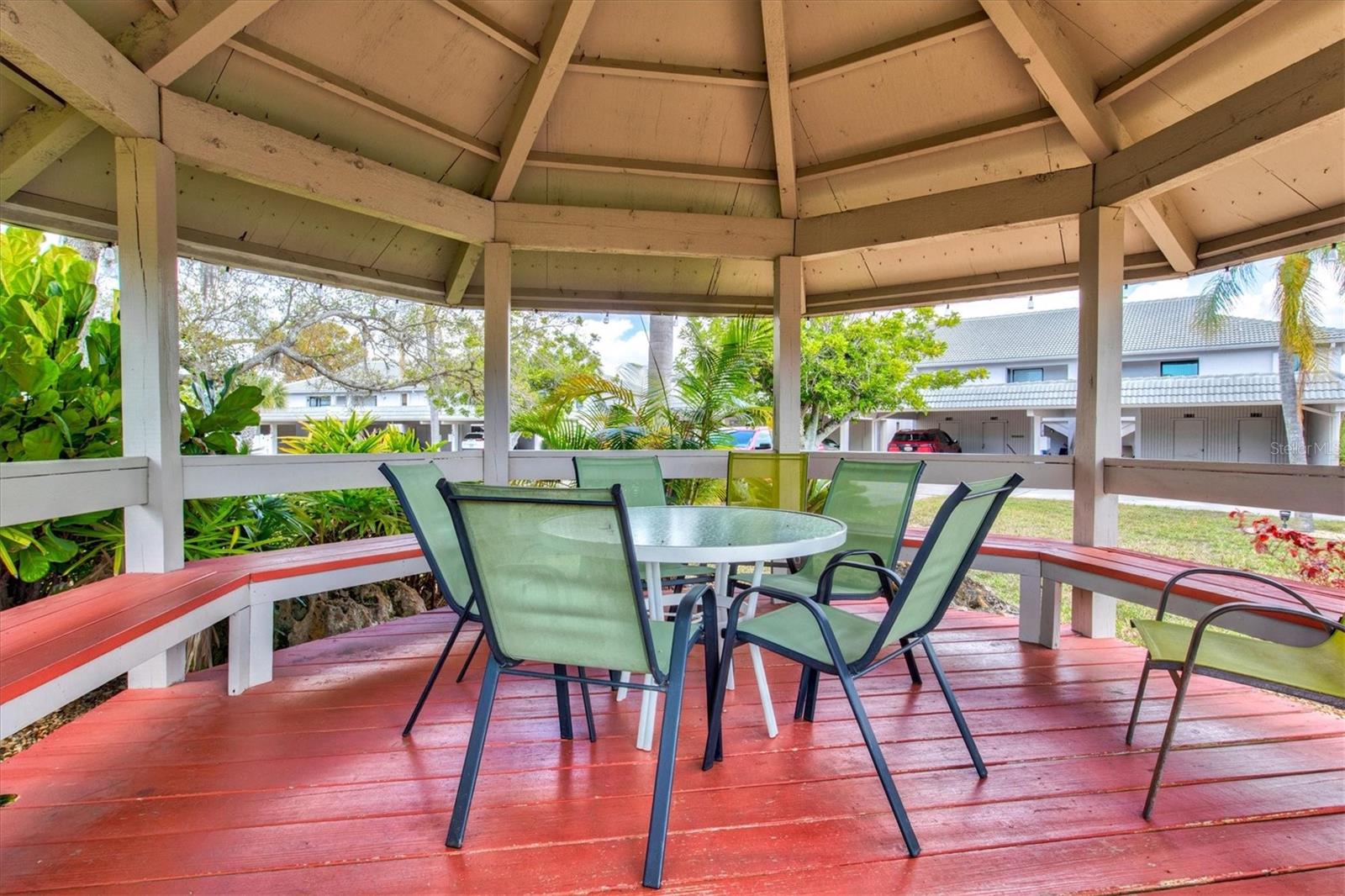 Image 28 of 90 For 918 Capri Isles Boulevard 205