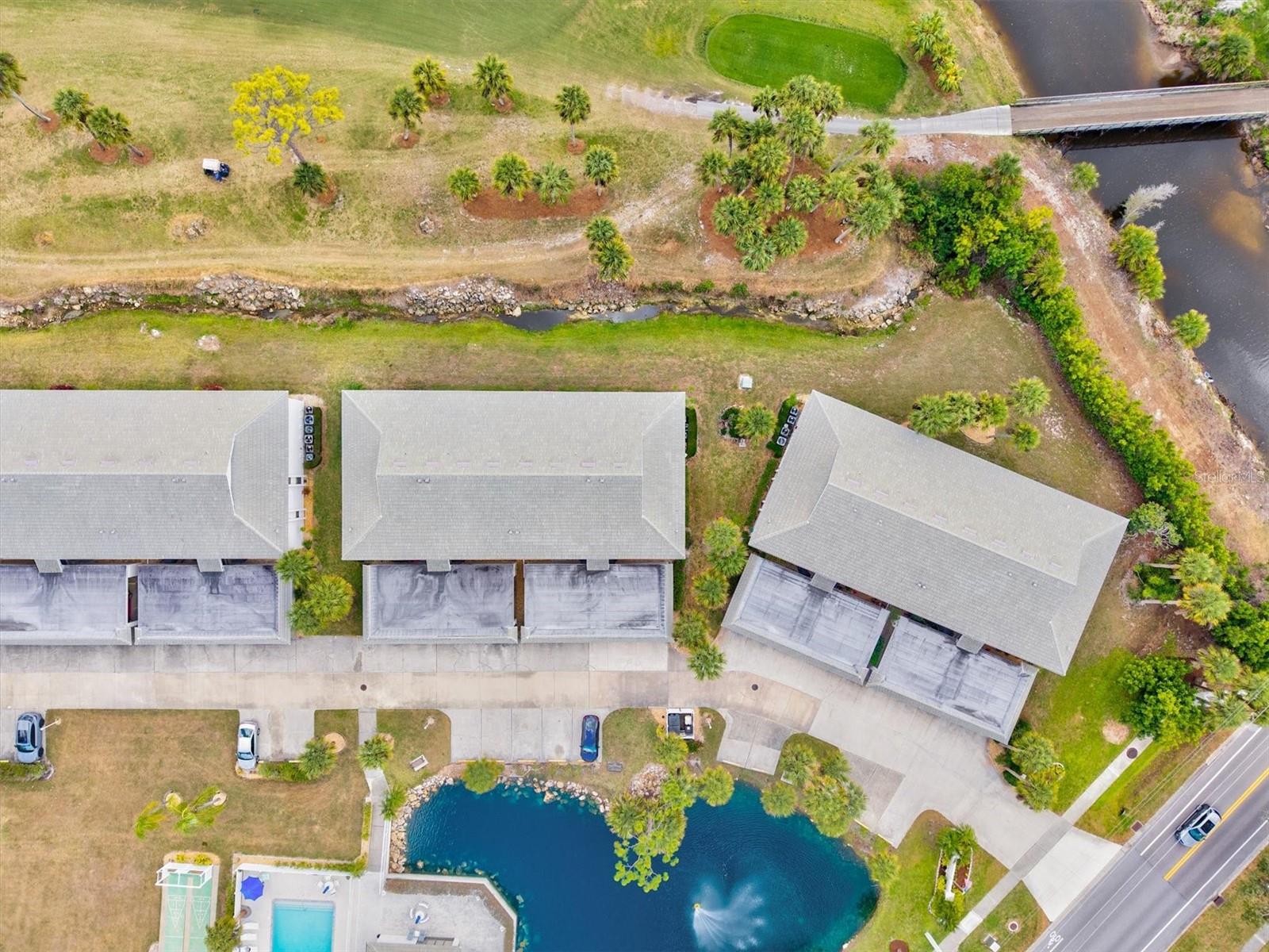 Image 41 of 90 For 918 Capri Isles Boulevard 205