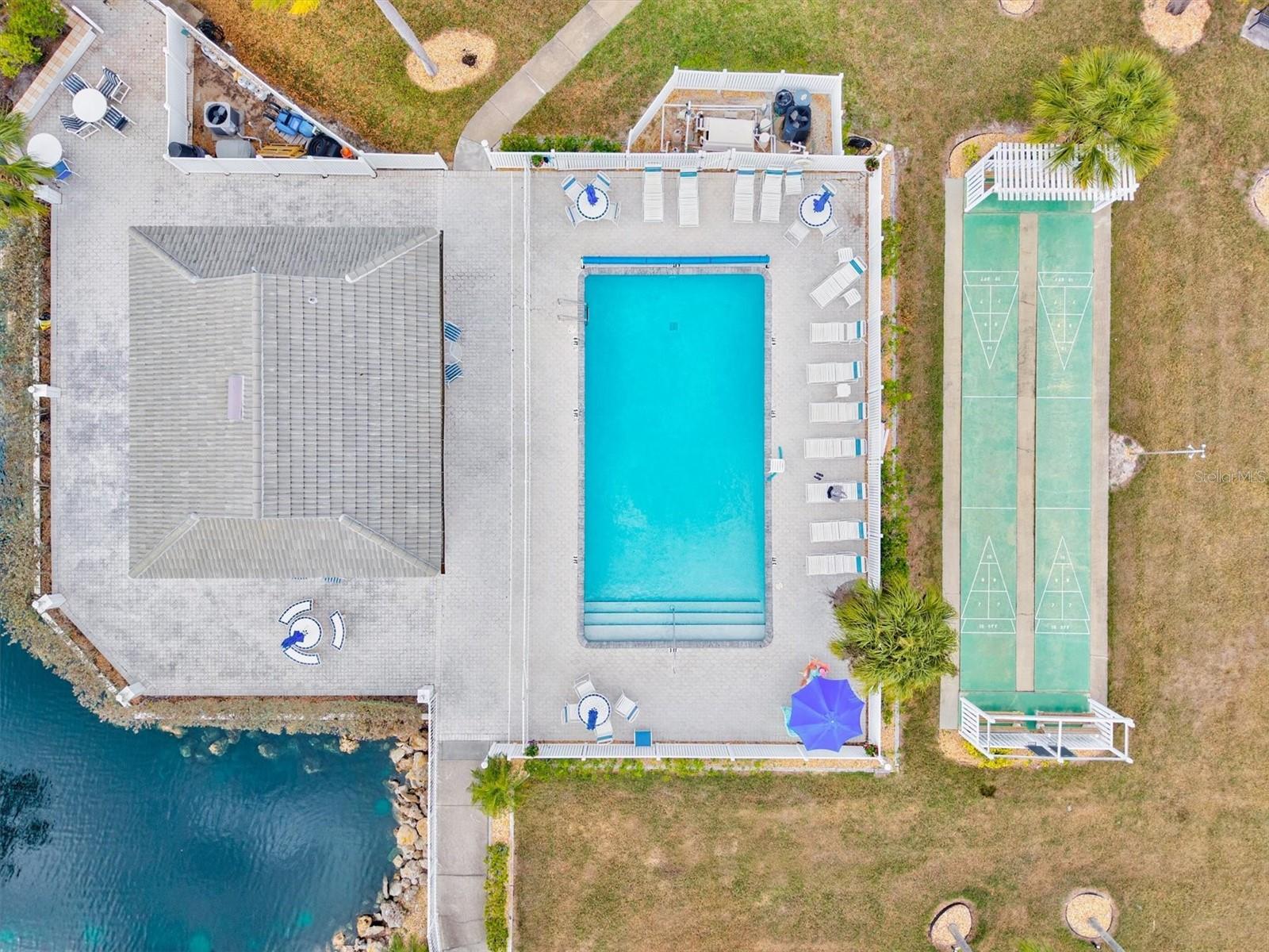 Image 46 of 90 For 918 Capri Isles Boulevard 205