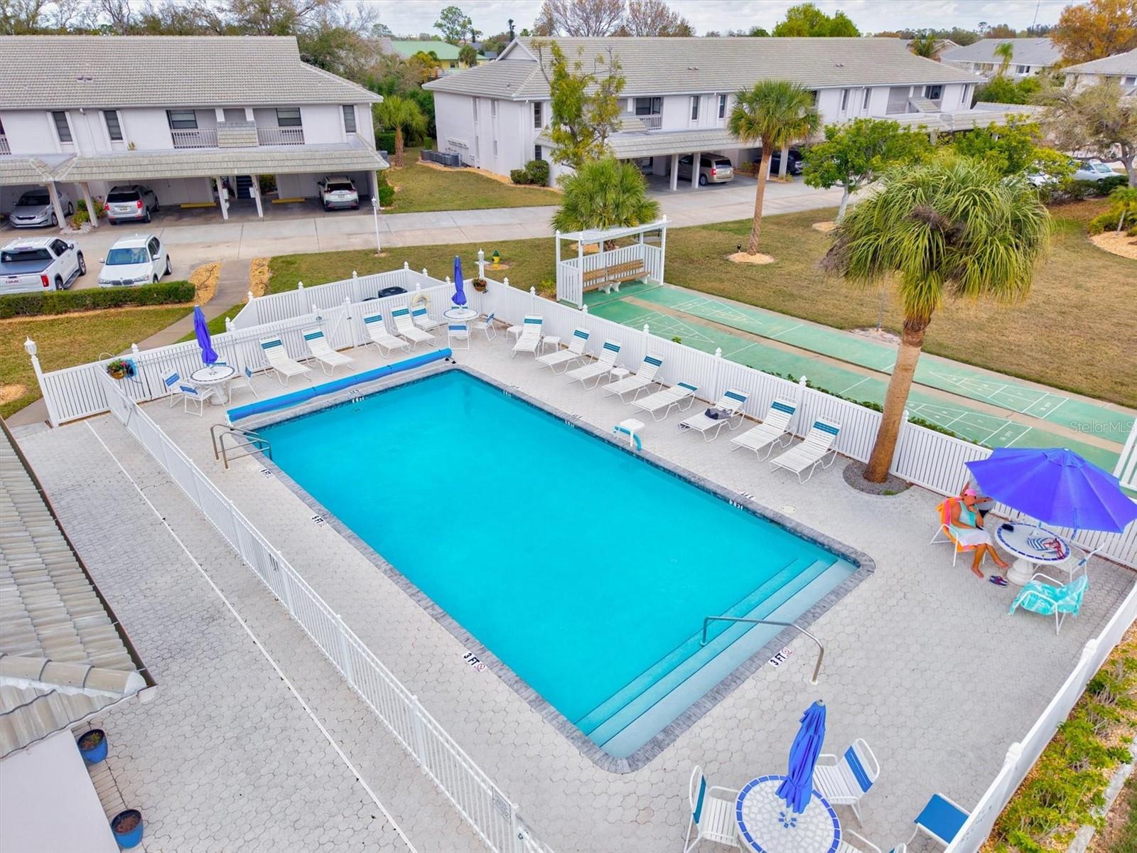 Image 47 of 90 For 918 Capri Isles Boulevard 205