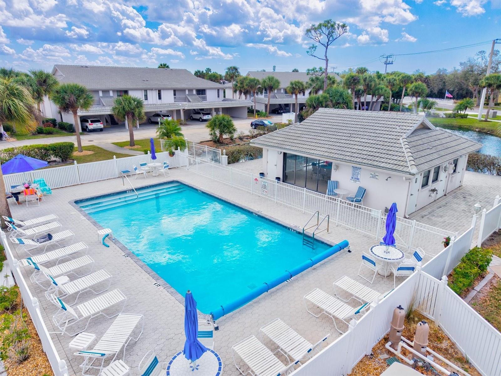 Image 48 of 90 For 918 Capri Isles Boulevard 205