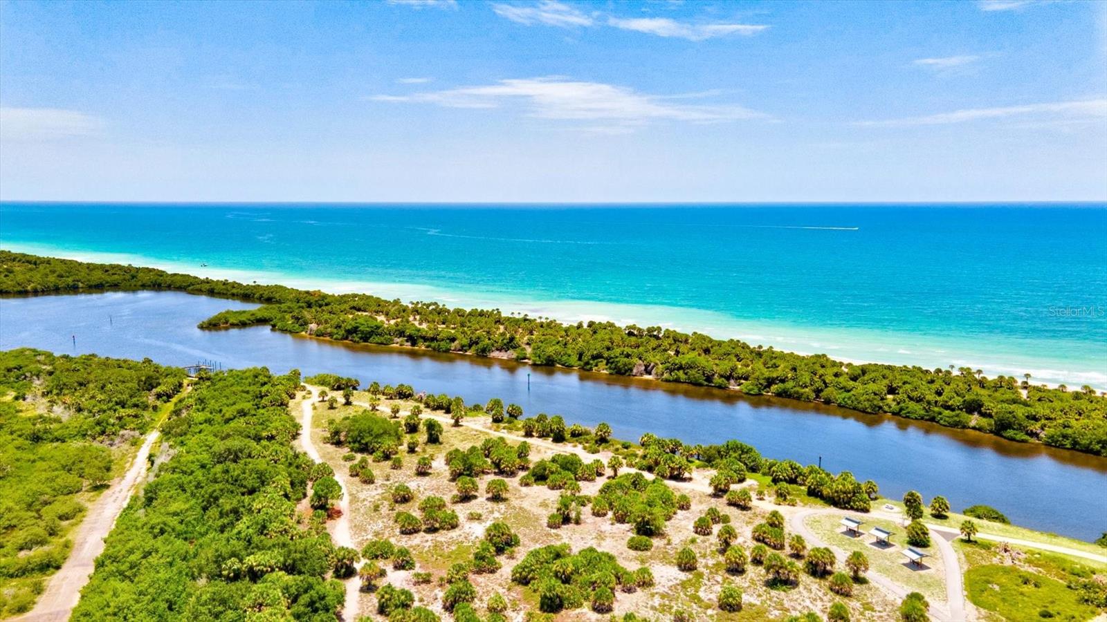 Image 71 of 90 For 918 Capri Isles Boulevard 205