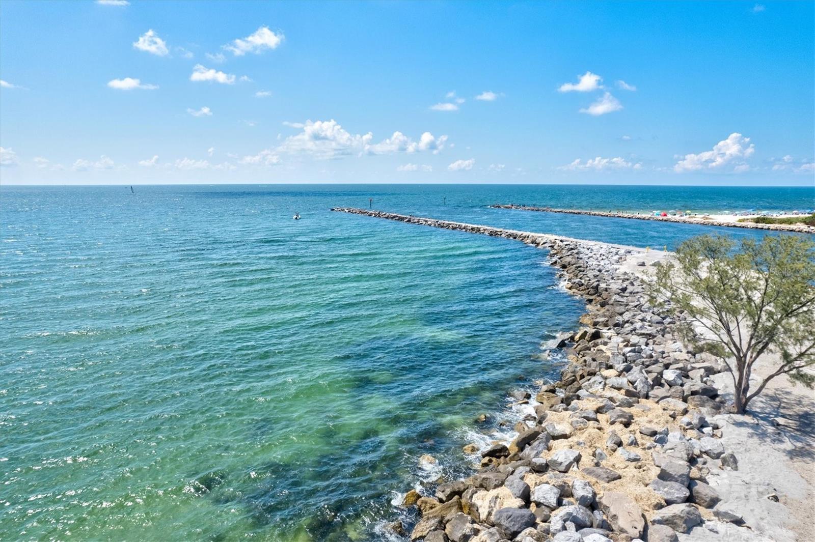 Image 85 of 90 For 918 Capri Isles Boulevard 205