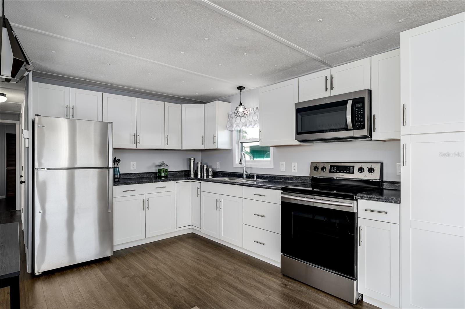 Image 5 of 17 For 3109 Cynthia Place