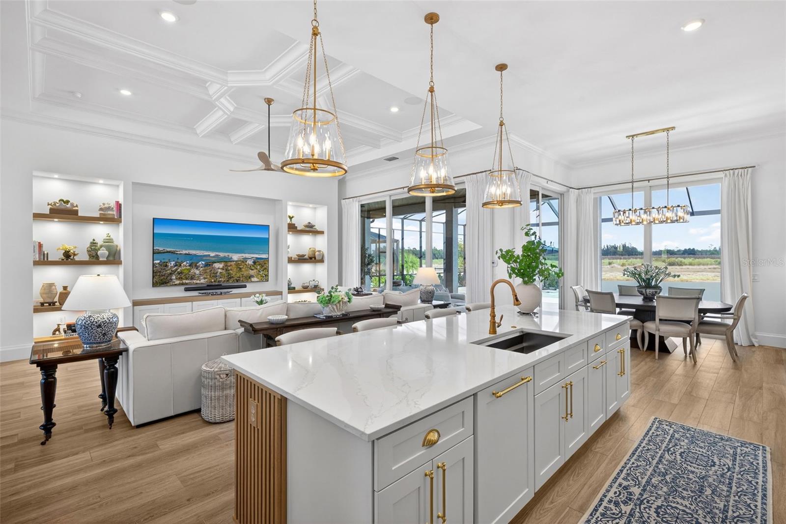 Image 11 of 51 For 17395 Blue Sapphire Drive