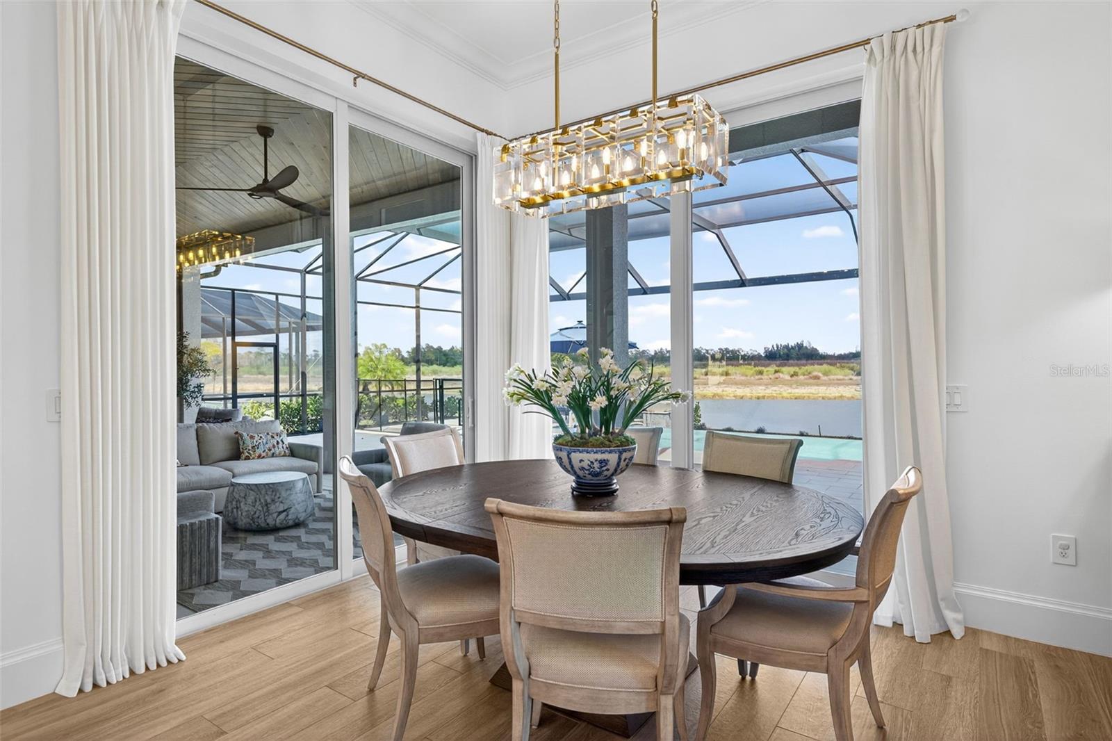 Image 19 of 51 For 17395 Blue Sapphire Drive