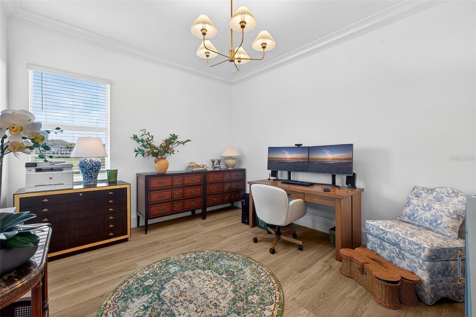 Image 21 of 51 For 17395 Blue Sapphire Drive