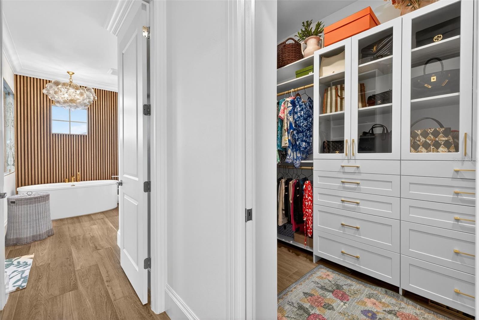 Image 27 of 51 For 17395 Blue Sapphire Drive