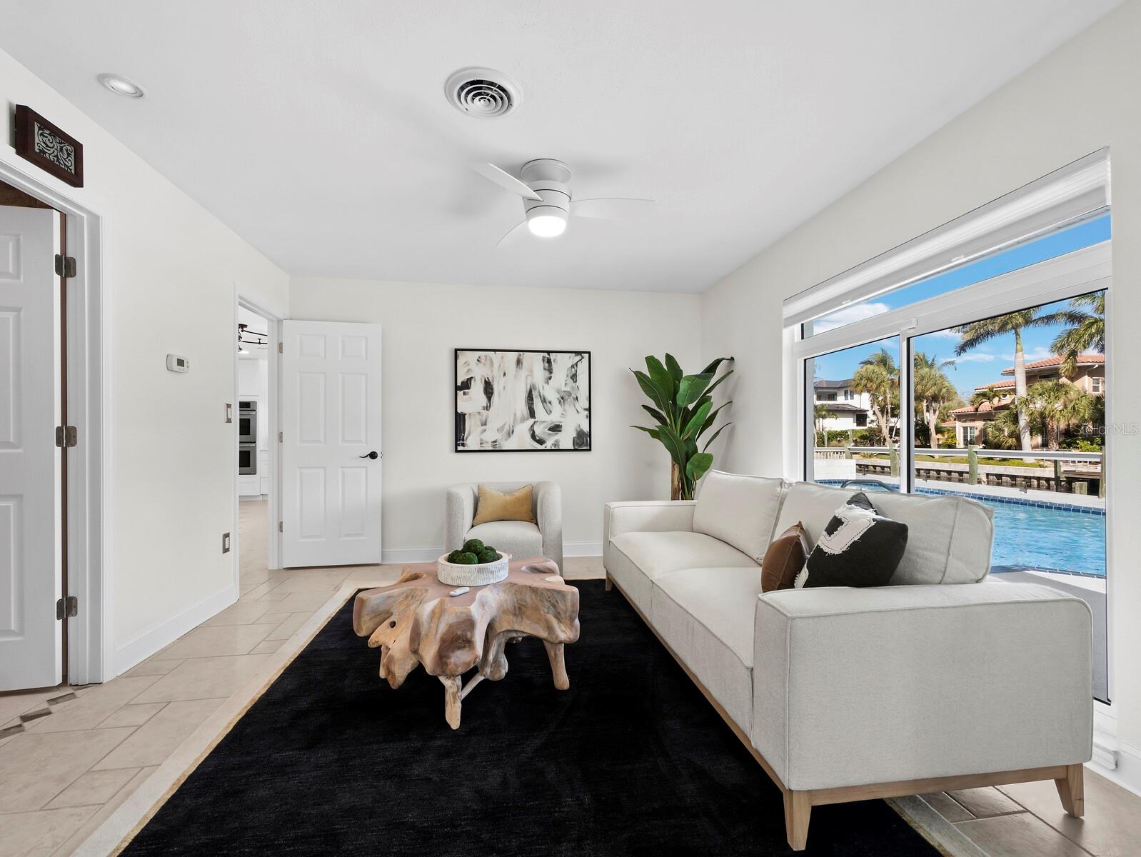 Image 18 of 53 For 951 Contento St.