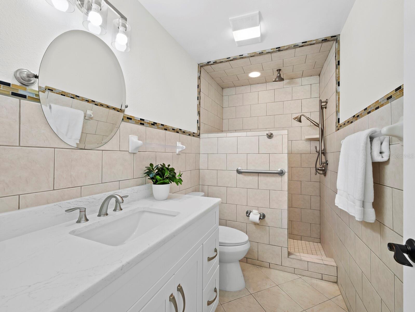 Image 30 of 53 For 951 Contento St.