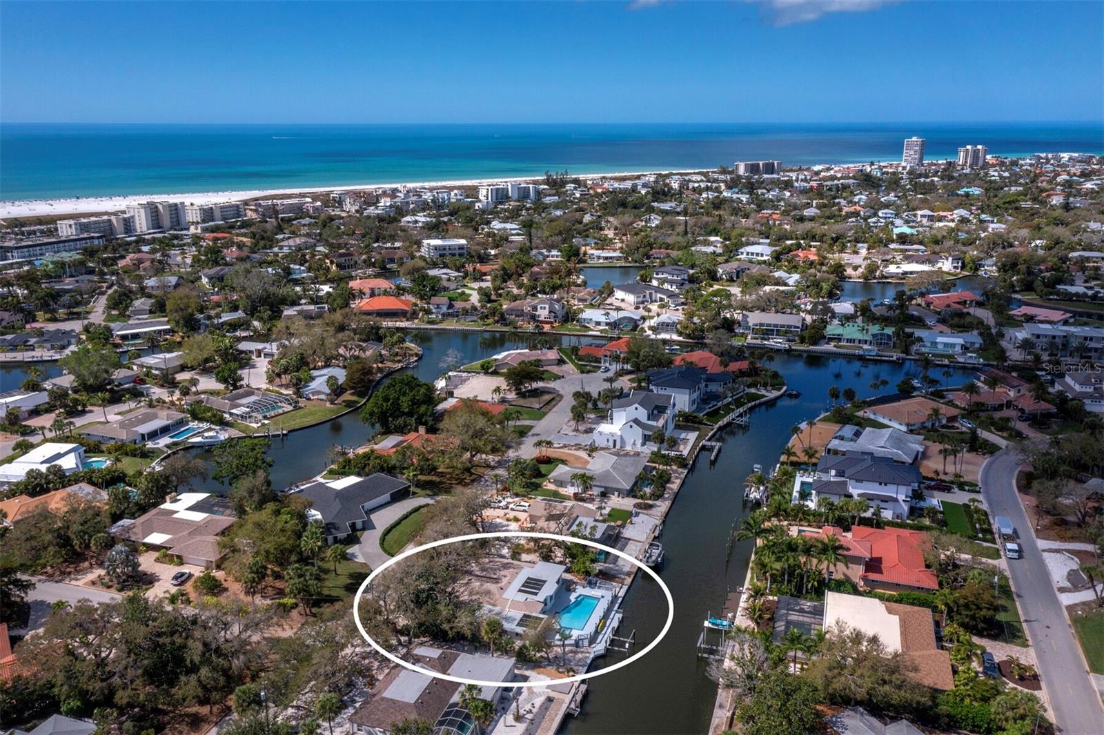 Image 39 of 53 For 951 Contento St.