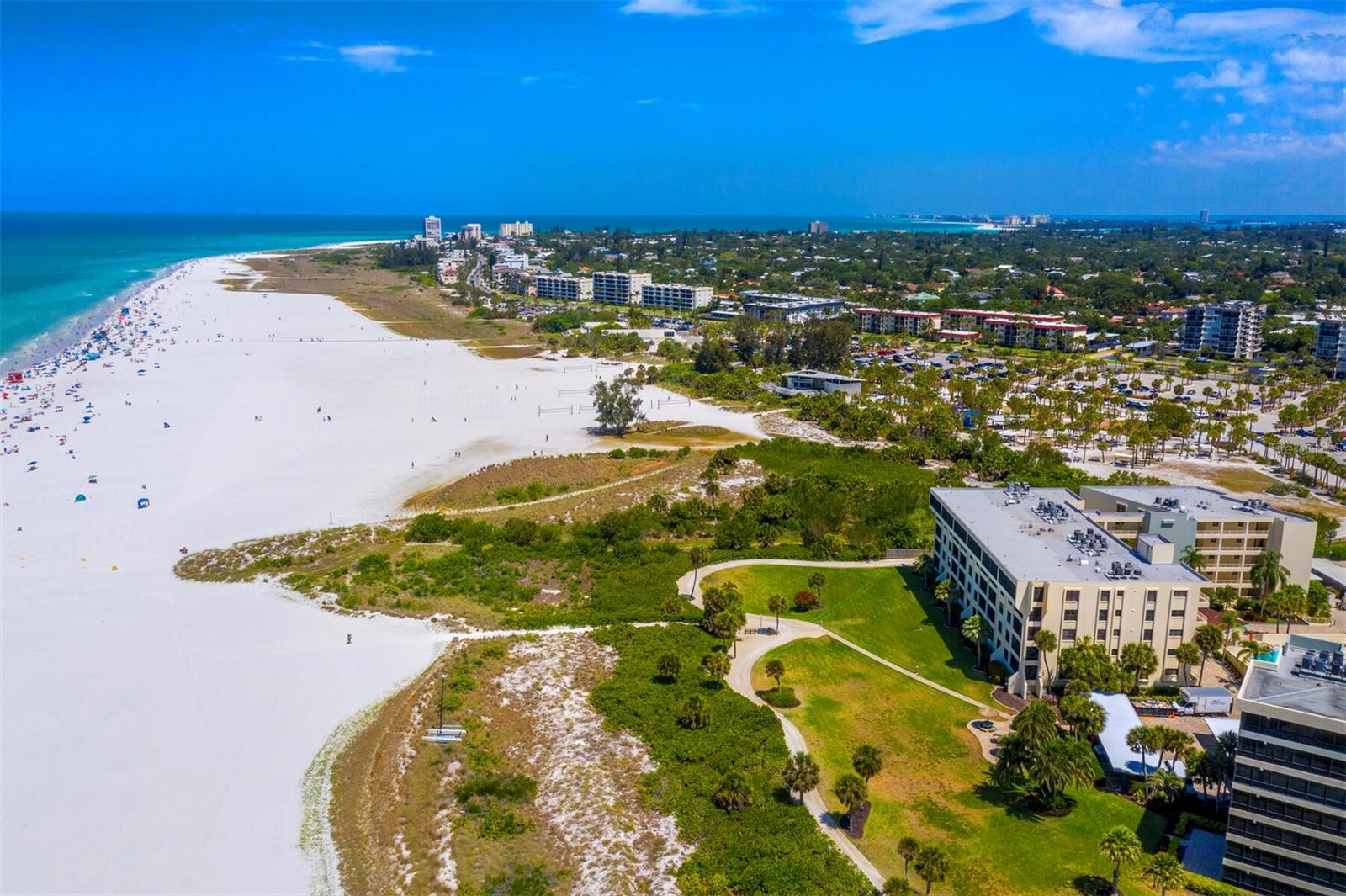 Image 45 of 53 For 951 Contento St.