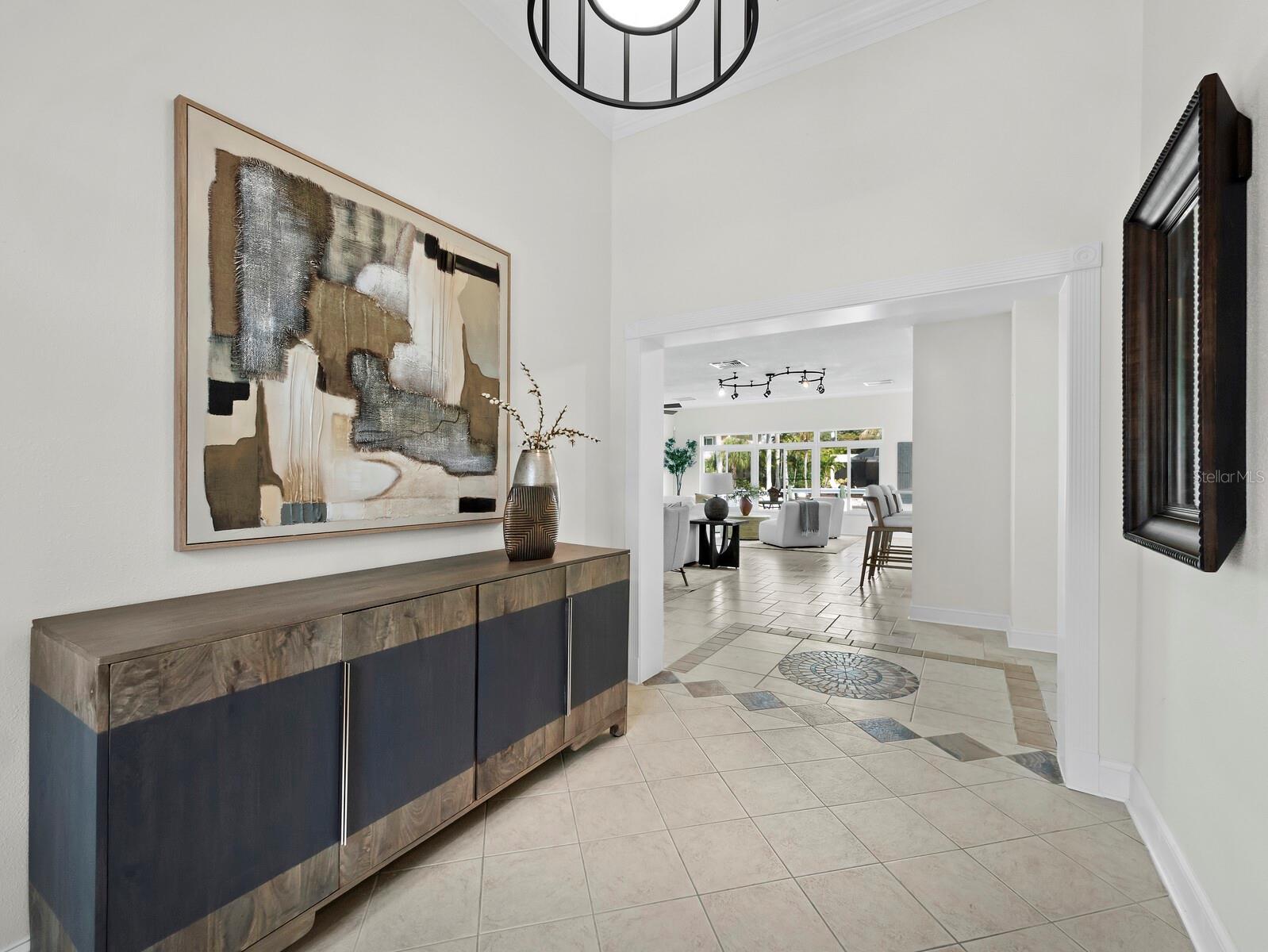 Image 6 of 53 For 951 Contento St.